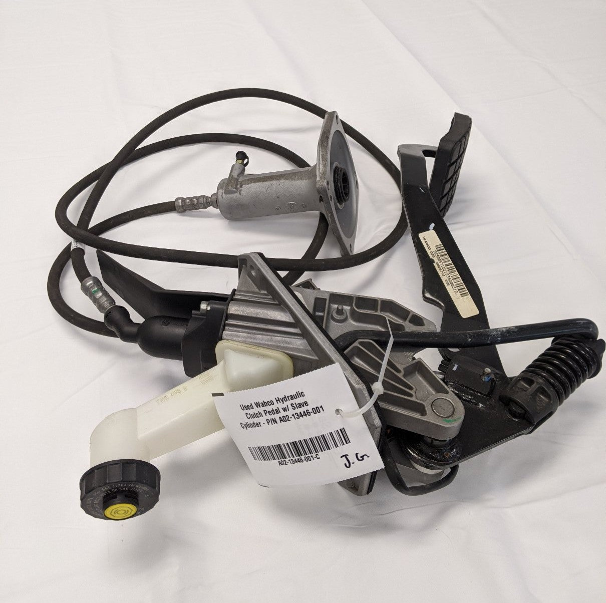 Used Wabco Hydraulic Clutch Pedal w/ Slave Cylinder - P/N A02-13446-001