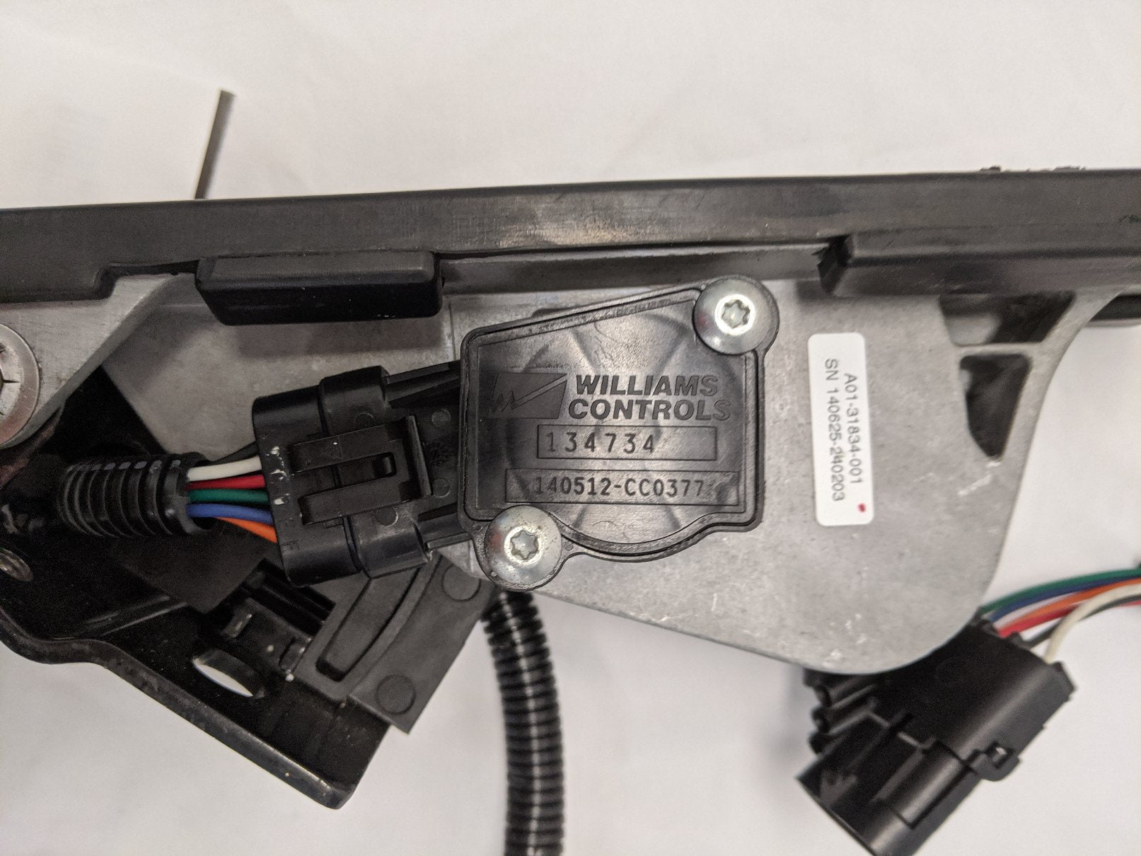 Used Western Star 4900 Dual Analog Accelerator Pedal - P/N  A01-31834-001