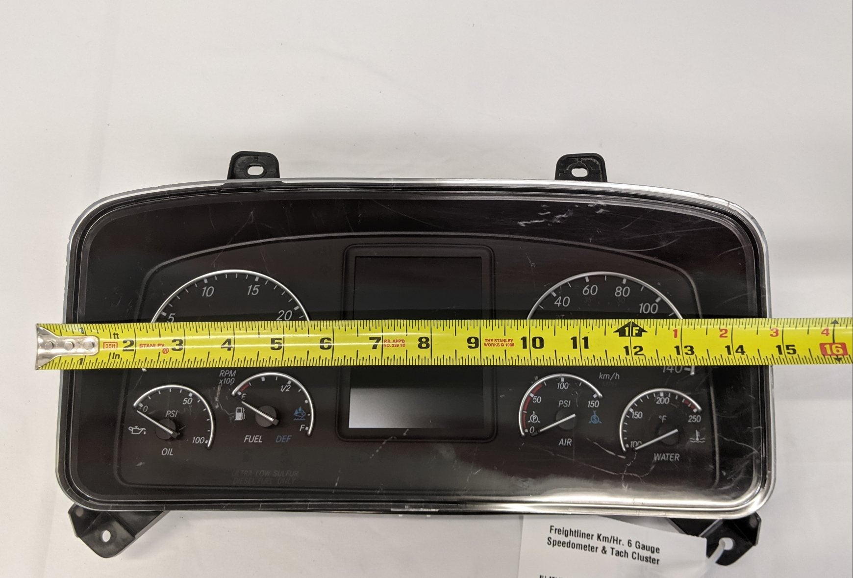 Freightliner Km/Hr. 6 Gauge Speedometer & Tach Cluster - P/N A22-74911-111 (10111997903164)