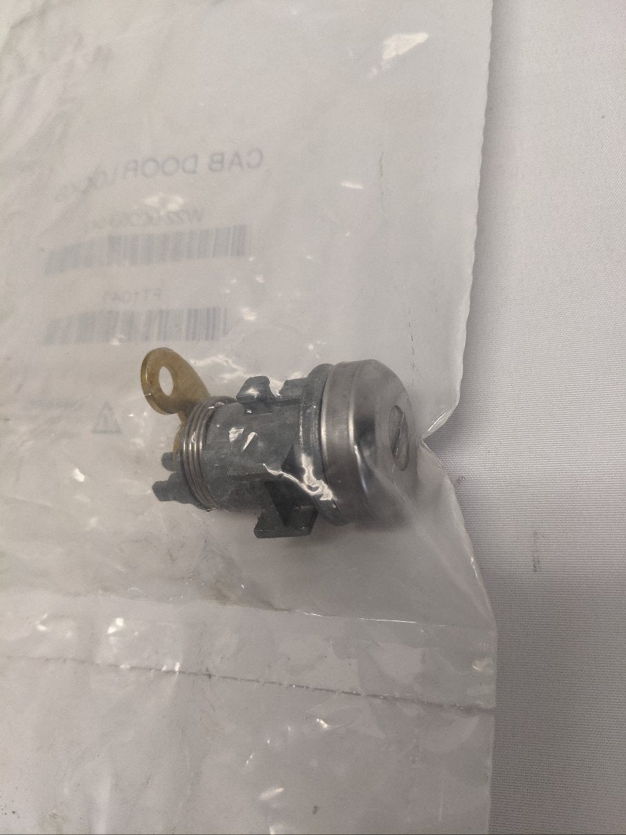 Western Star W4 Door & Ignition Lock Set 2 Keys W22-00063-043