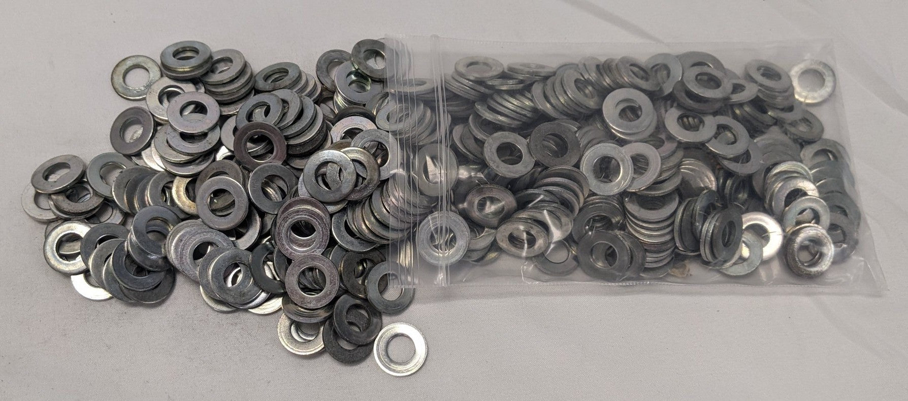 *Lot of 400* New 5/16" x 11/16" x 1/16" Zinc Plated Steel Washers