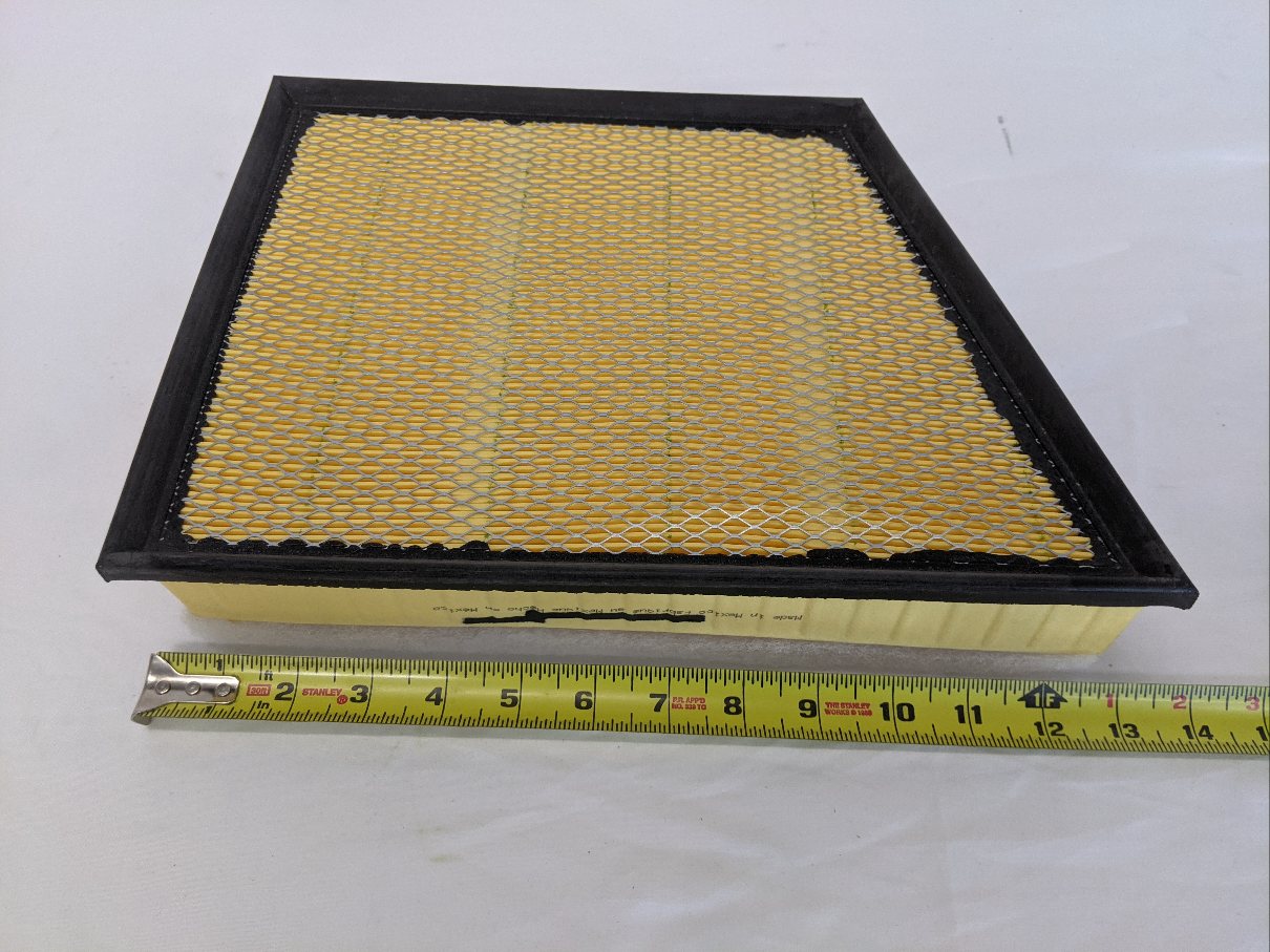 New Freightliner Fleetguard 9 1/2" x 13" Angled Air Filter - P/N FG AF4166 (10153165586748)