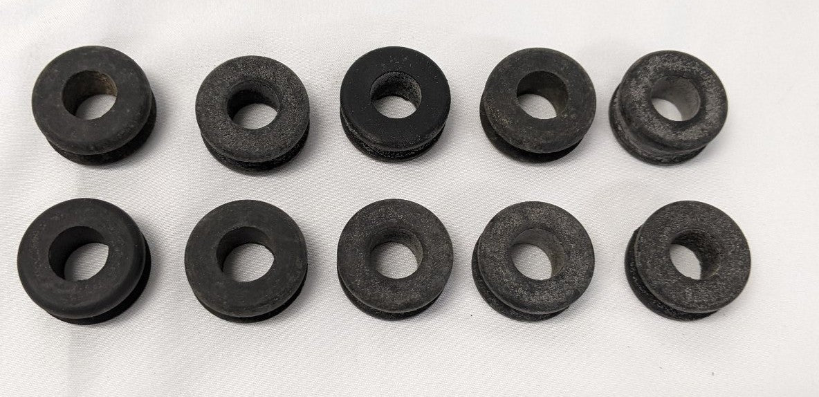 *Lot of 10* New 1/2" ID X 1/8" Groove Depth x 1-1/16" OD Rubber Cable Bushing