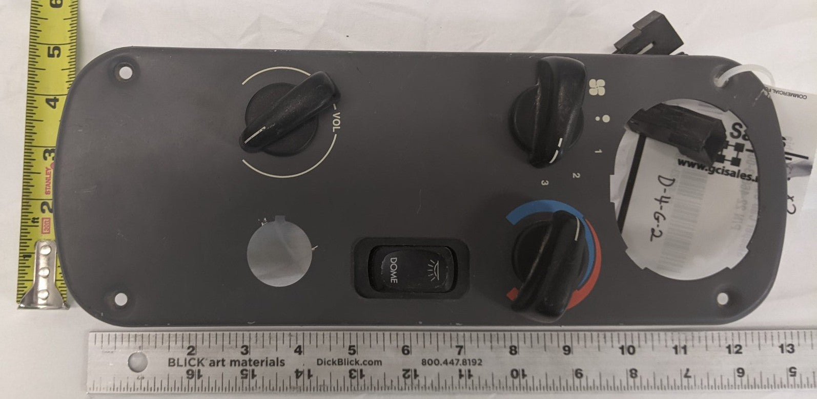 Used Freightliner Columbia Sleeper Cab Control Panel - P/N 22-46623-008