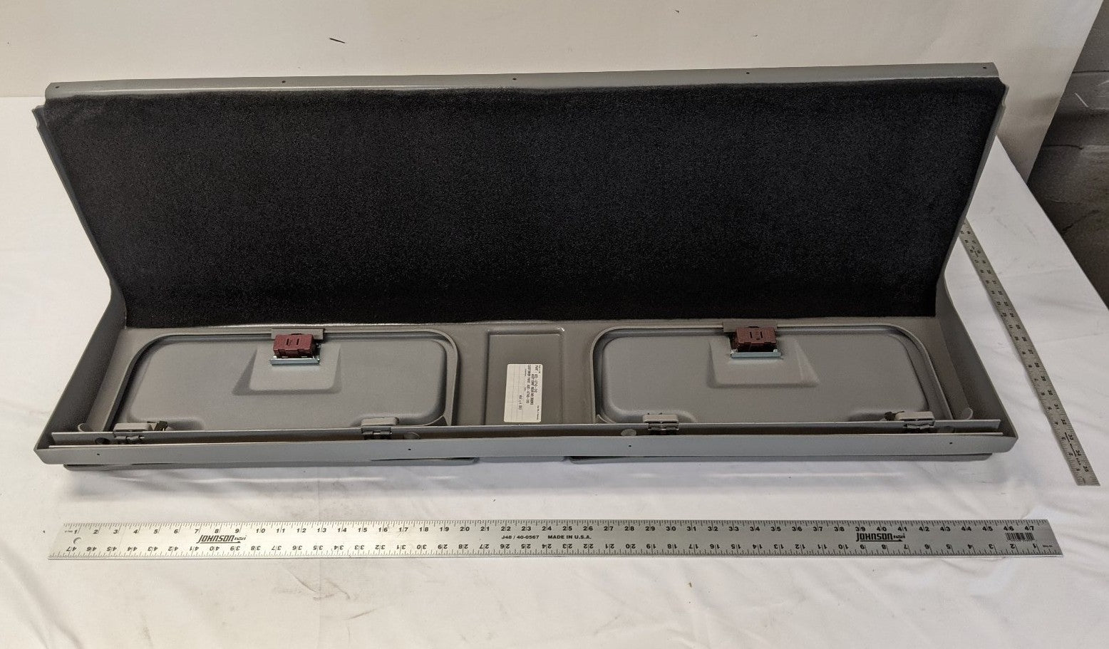 Damaged FTL Columbia Mid-Roof Overhead Rear Sleeper Cabinet - P/N A22-47743-012