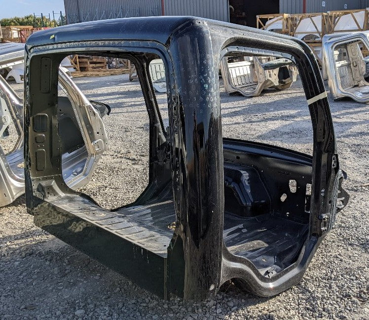 Damaged Freightliner M2 Day Cab Shell #16 (Missing Backwall)
