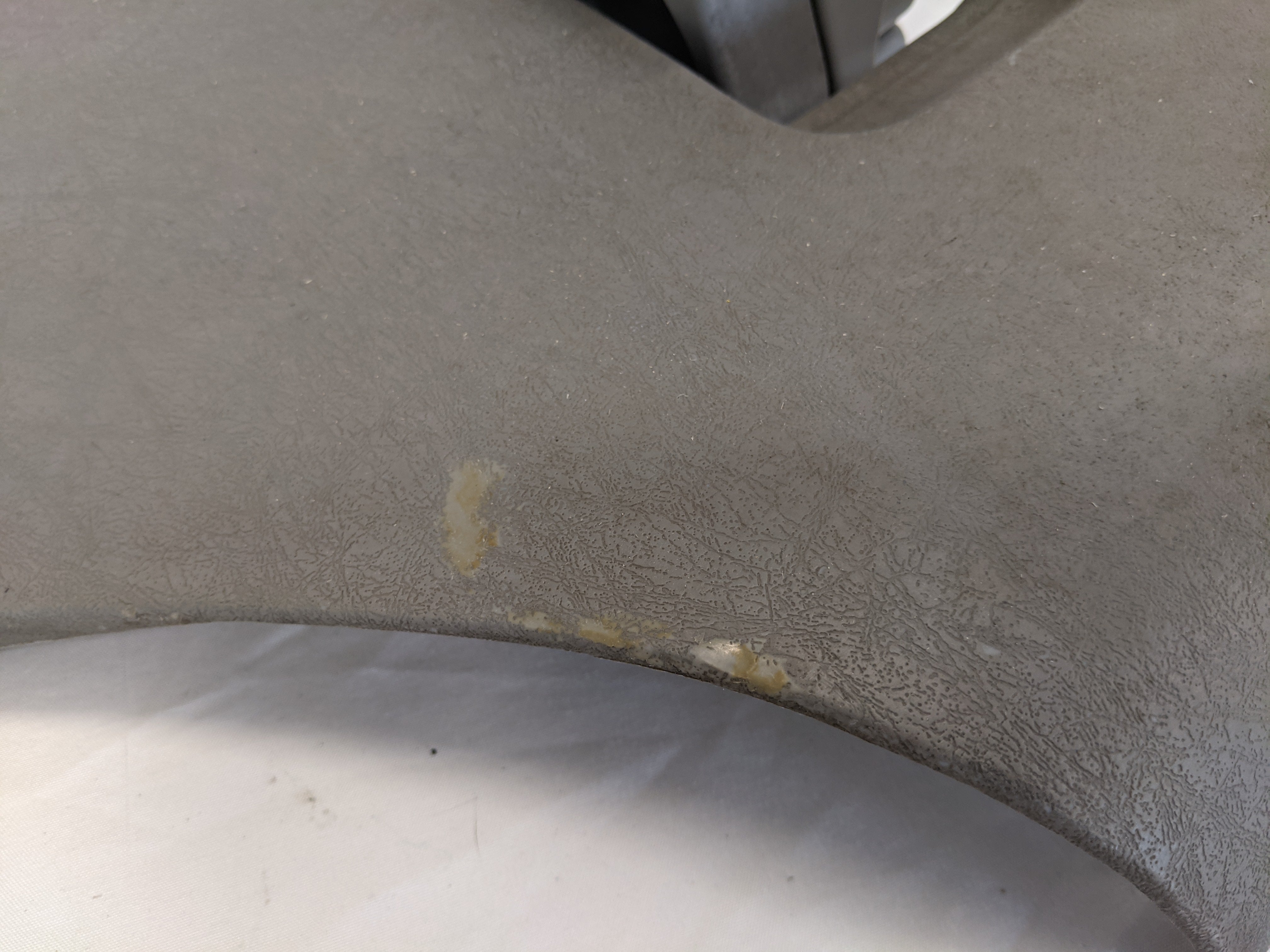 Used Freightliner Columbia RH Dash Console Cover Assembly - P/N A18-29822-001 (10096601334076)