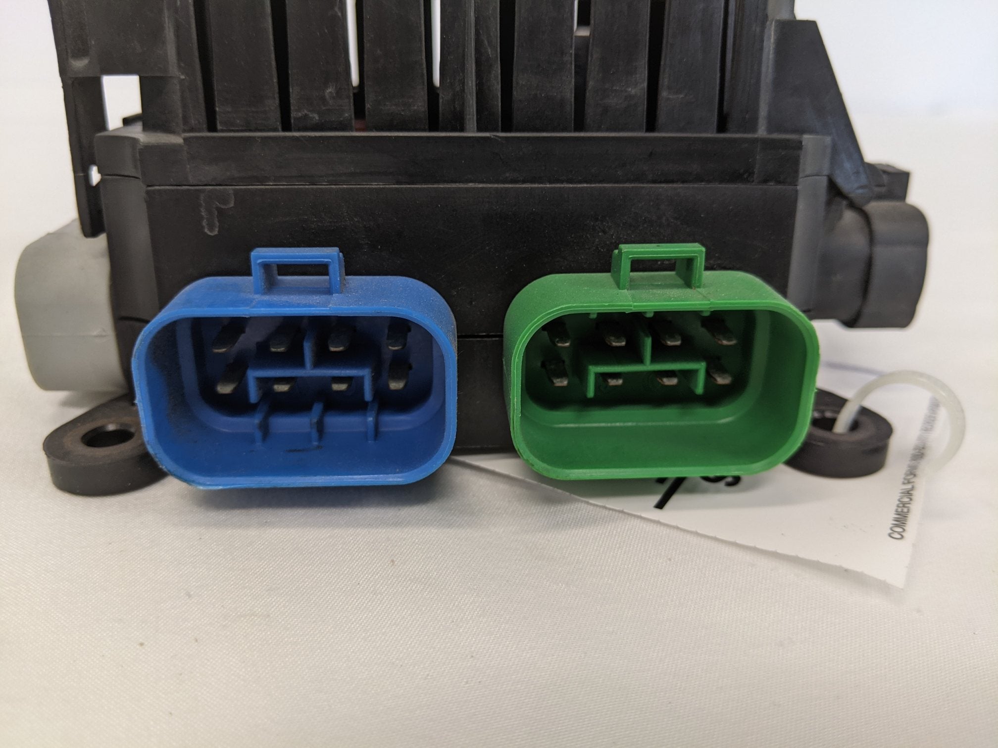 Used Bussmann 31002-10 Remote Power Distribution Module - P/N 06-41904-000 (10175154094396)