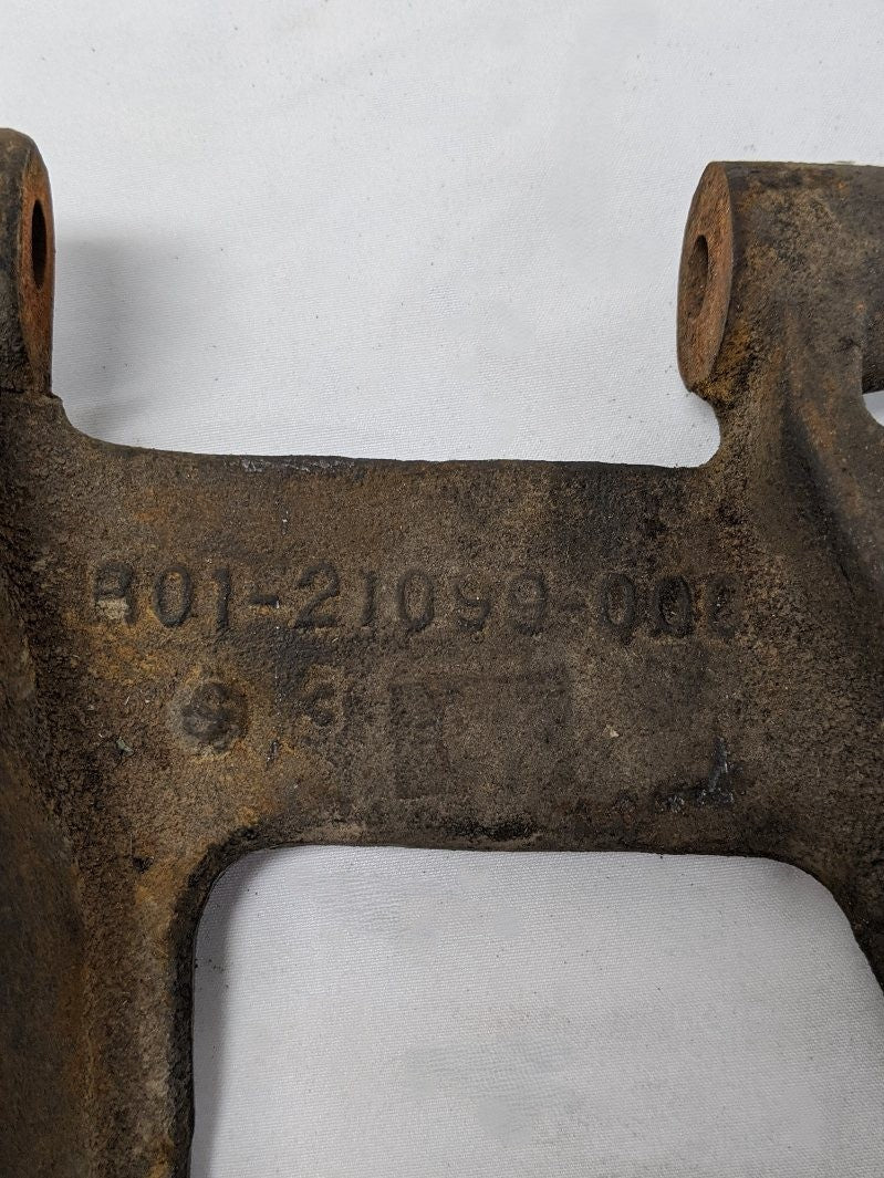 Used Cummins N14 Engine Air Compressor Mounting Bracket - P/N 01-21099-000