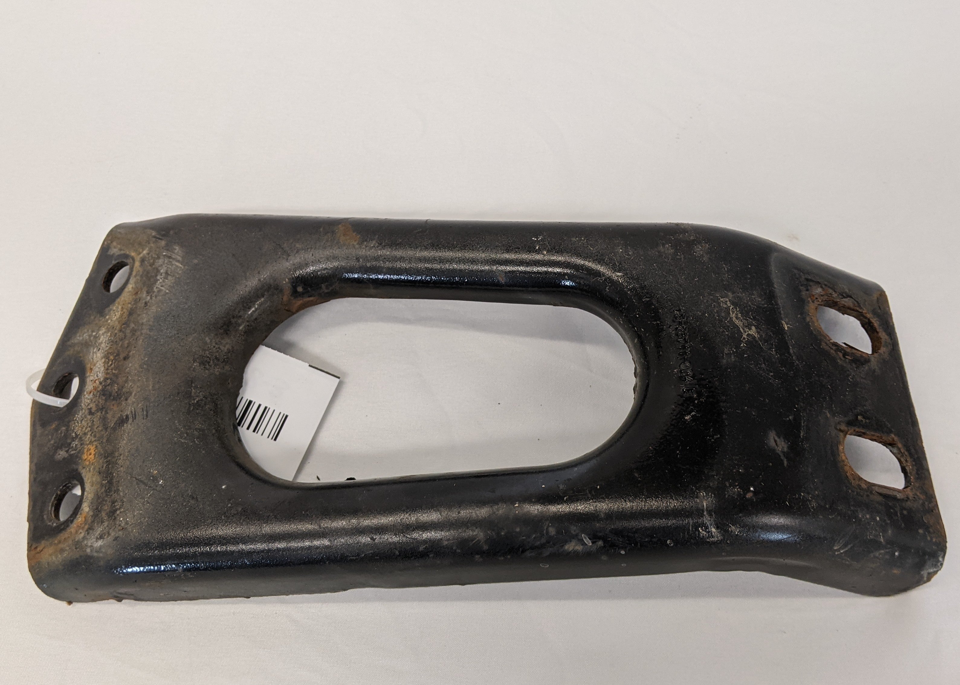 Used Freightliner Cascadia P3 LH Engine Crossmember Bracket - P/N 15-23711-004 (10094981251388)