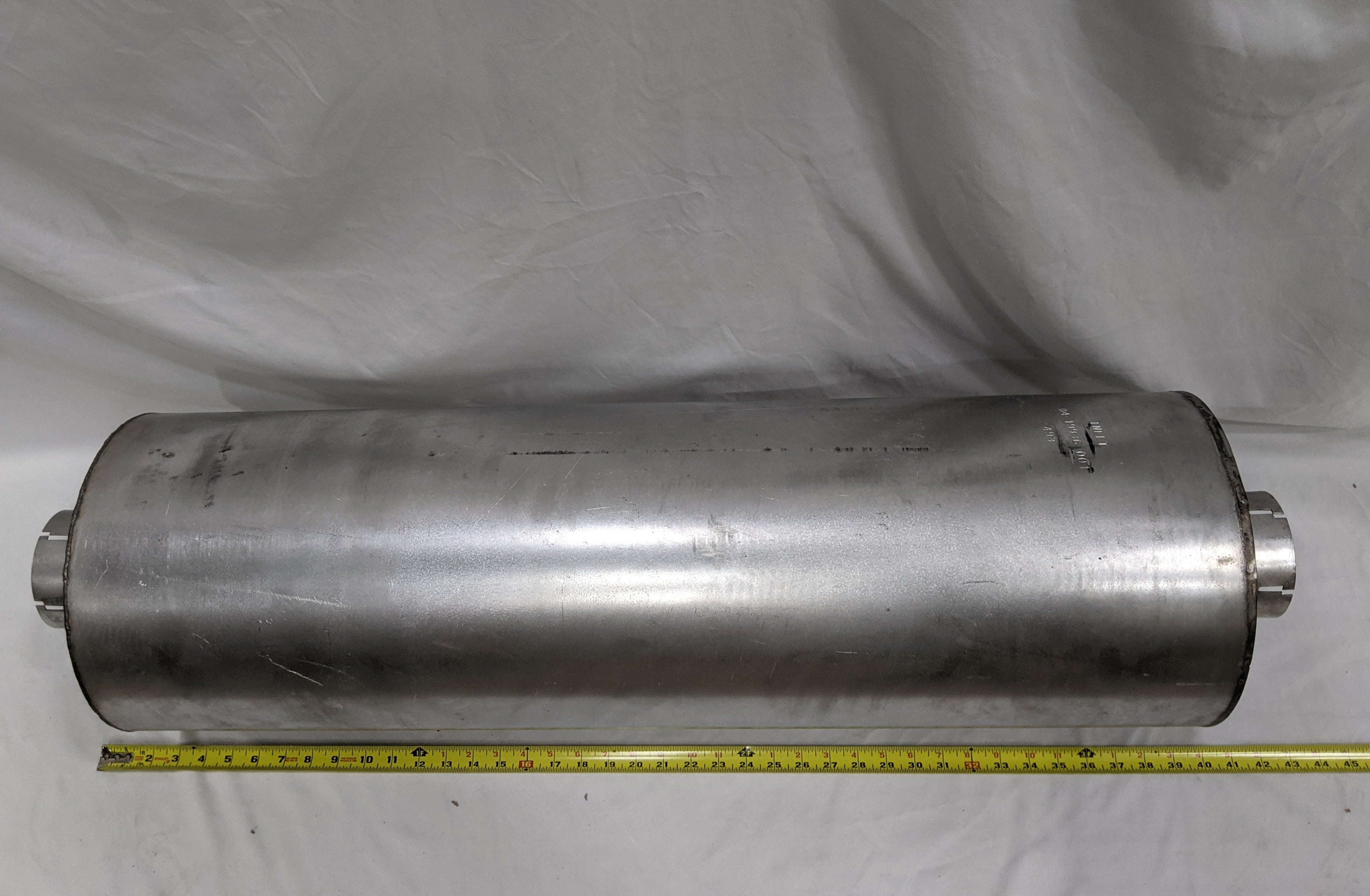 New Freightliner Horizontal Muffler w/o Spout - P/N  04-19936-001 (10139927183676)
