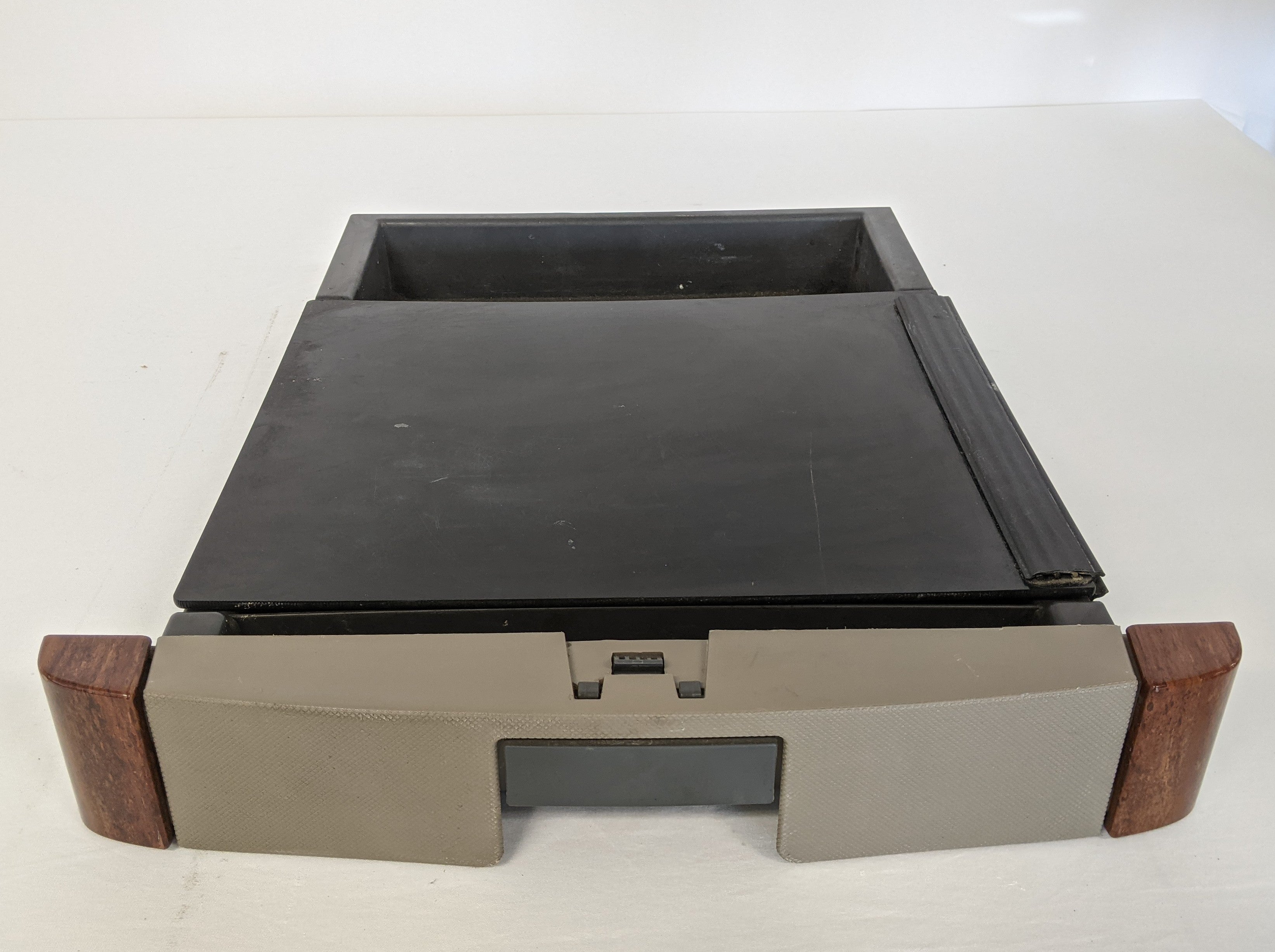 Used Freightliner Cascadia P3 72" Woodgrain Cabinet Drawer - P/N A18-59525-001 (9960357429564)