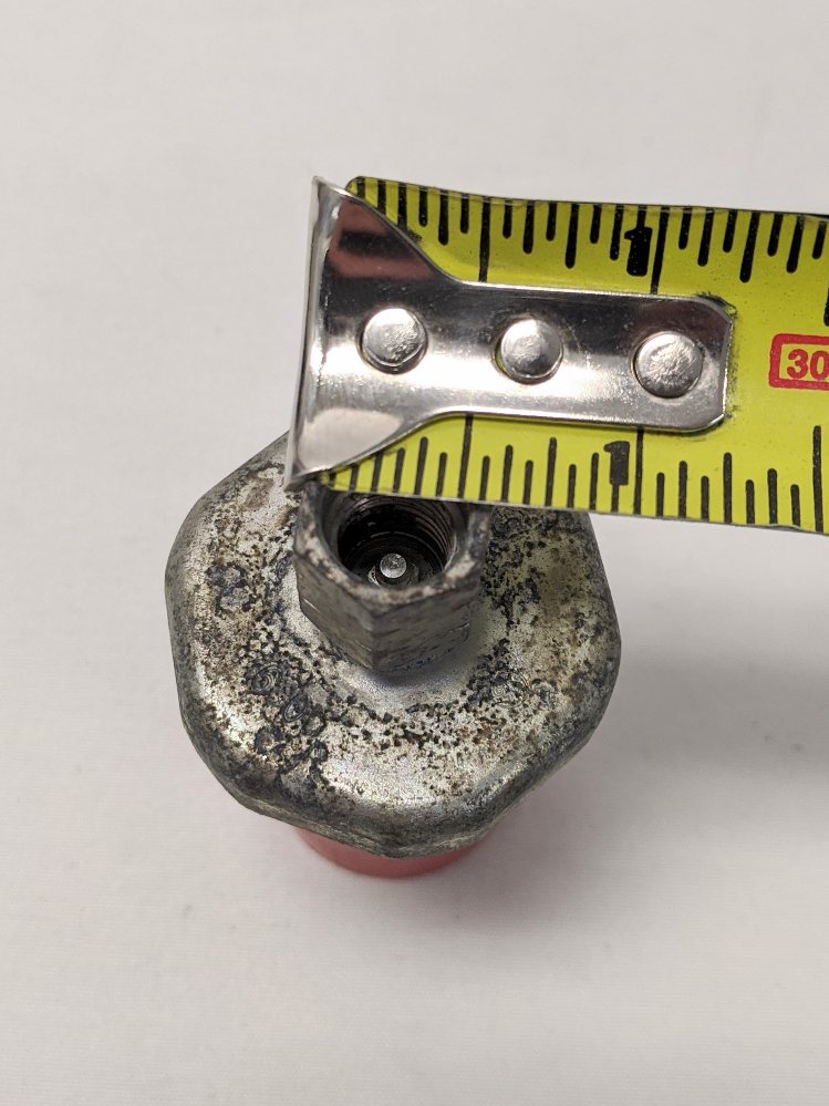 Used Freightliner High Pressure A/C On/Off Switch - PN 06-35209-000