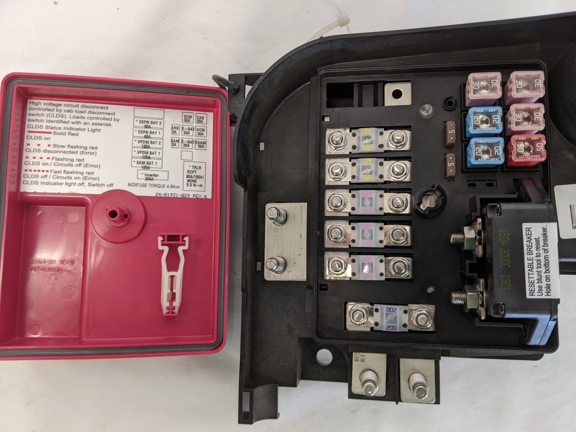 New Freightliner Daimler Battery Cable Access Power Module - P/N A66-18652-003 (10173266460988)
