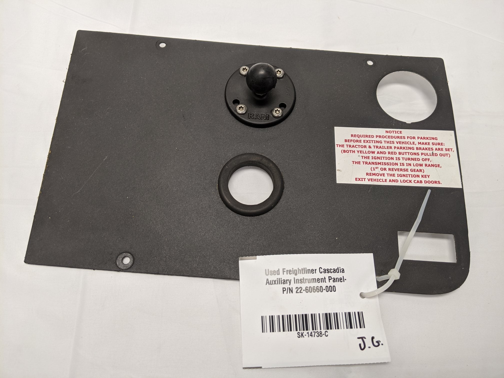 Used Freightliner Cascadia Auxiliary Instrument Panel- P/N 22-60660-000