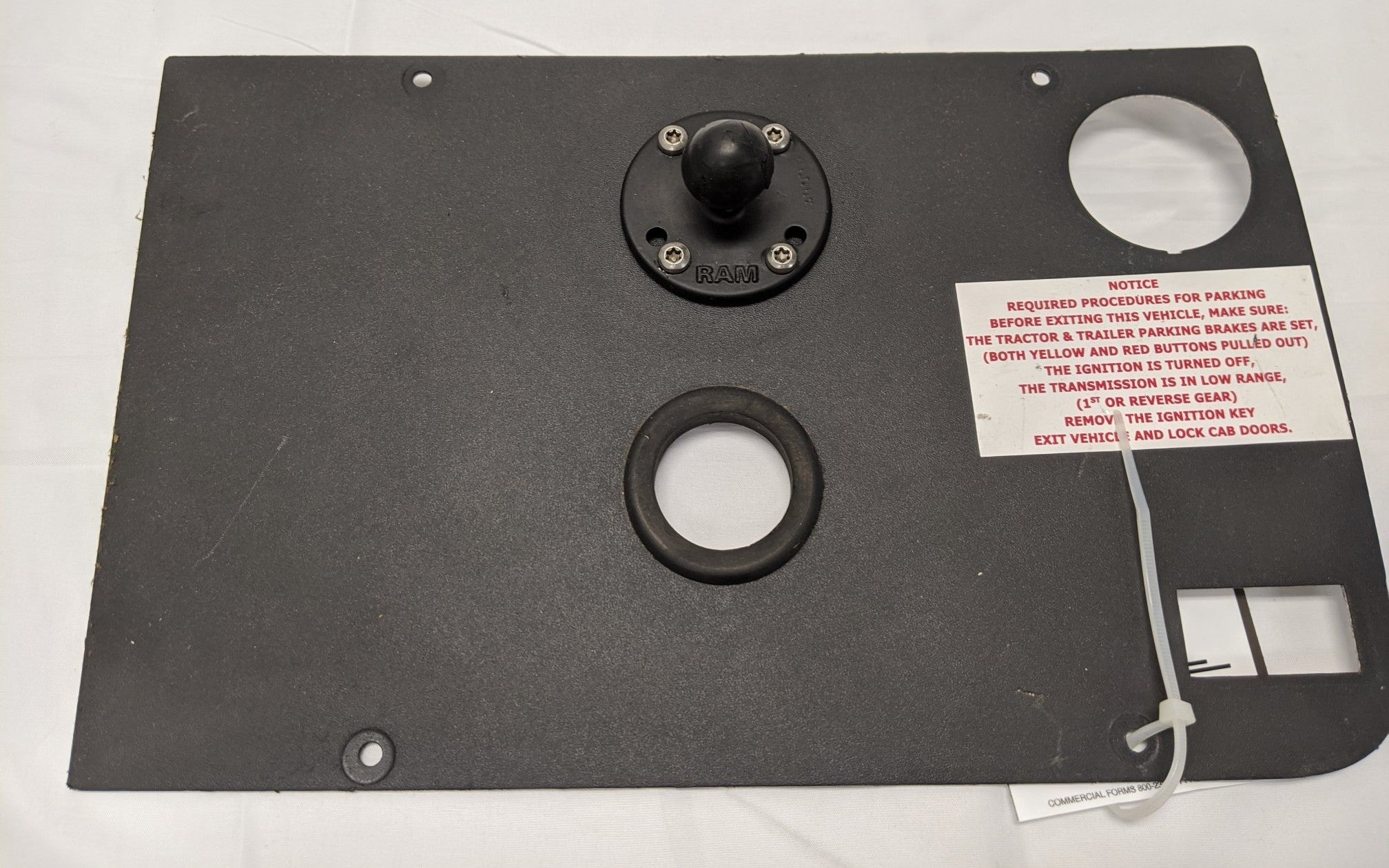 Used Freightliner Cascadia Auxiliary Instrument Panel- P/N 22-60660-000