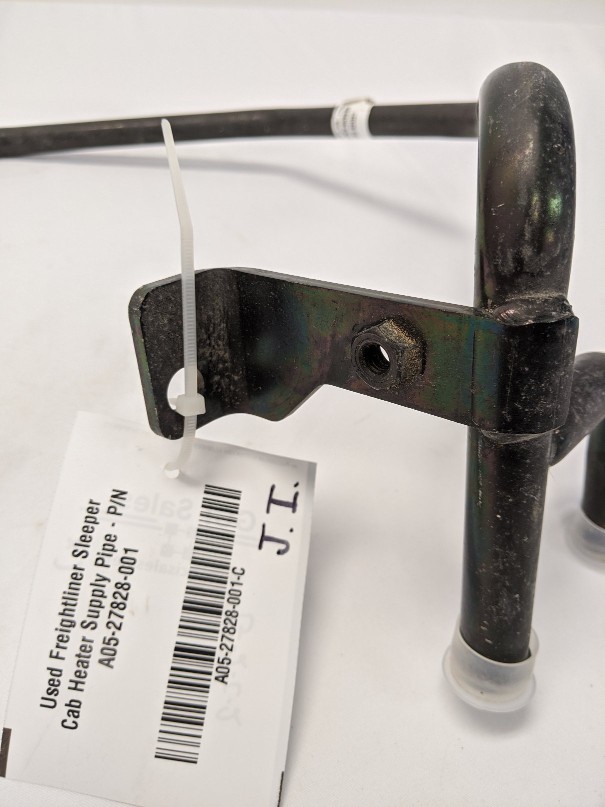 Used Freightliner Sleeper Cab Heater Supply Pipe - P/N A05-27828-001