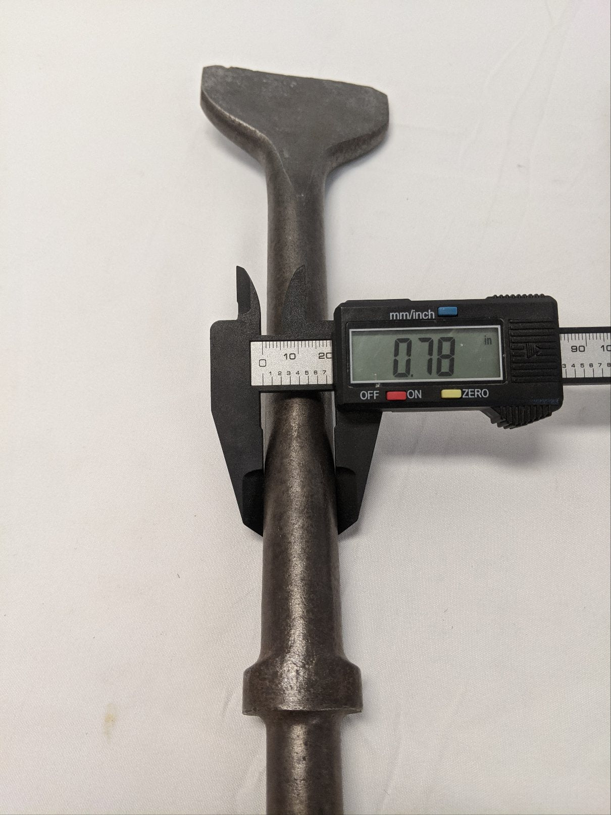 Hammer Chisel Set | 3 Pieces | 1" & 3" Flat Chisels | 12" Round Shank | Used