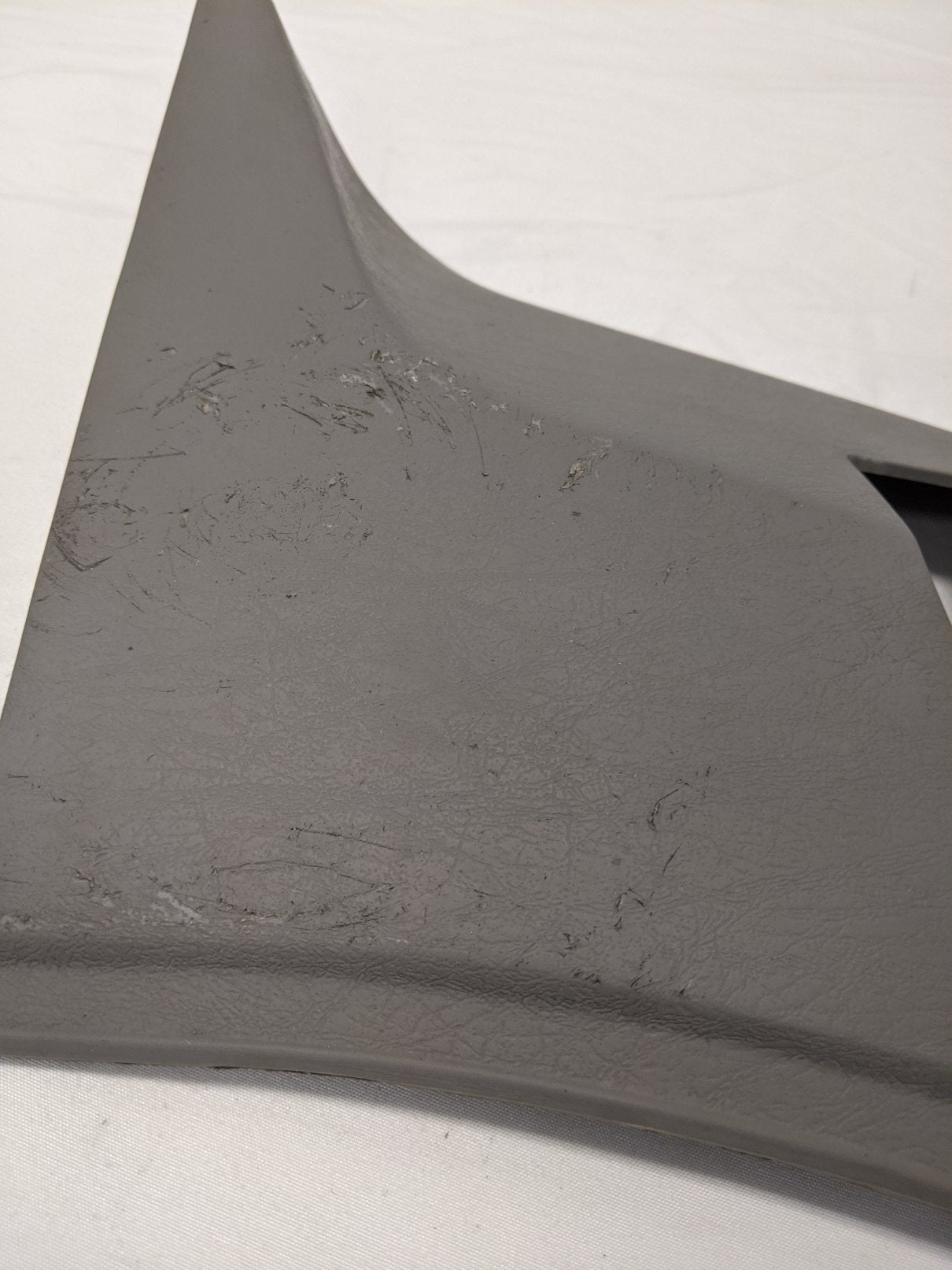 Used Freightliner RH Upper A-Pillar Cover Trim - P/N 18-31405-000