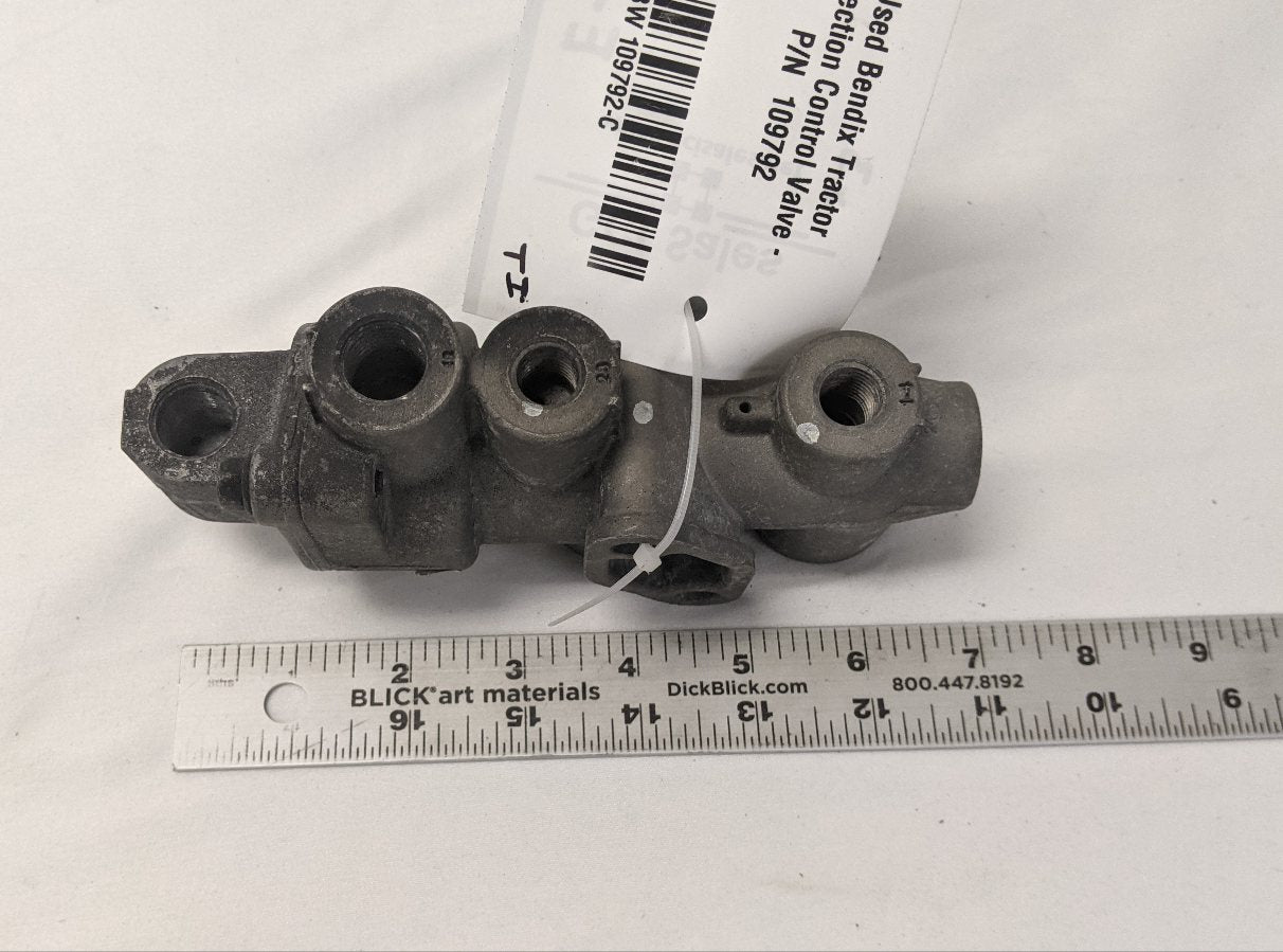 Used Bendix Tractor Protection Control Valve - P/N  109792