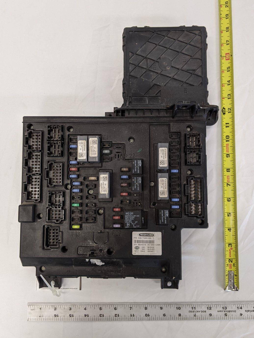 Used Hella Freightliner Cascadia Cabin Control Module - P/NA06-75980-000