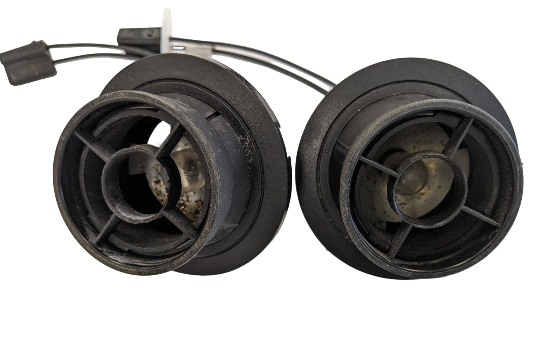 *Lot of 2* *Broken Mounting Tabs* Freightliner Reading Light - P/N A22-35589-000