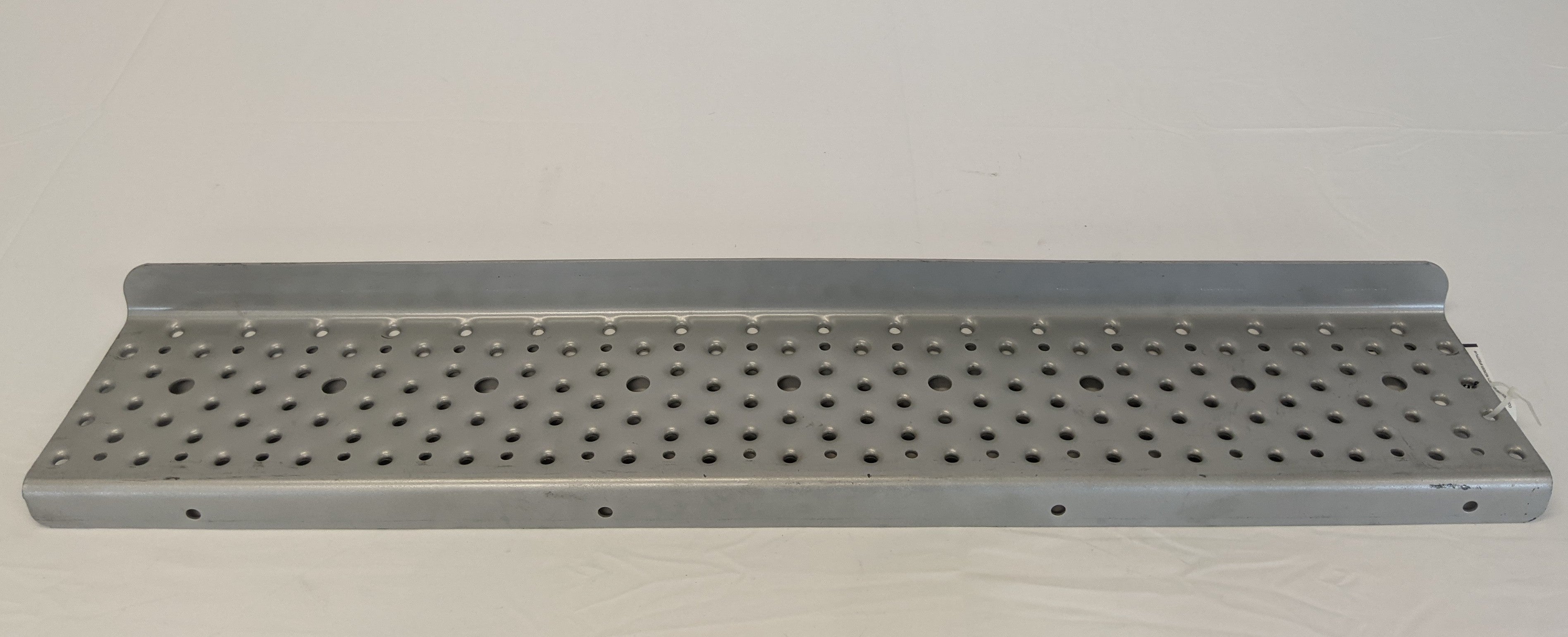 Blemished Freightliner Fuel Tank Step - P/N  22-74603-005 (10120594456892)