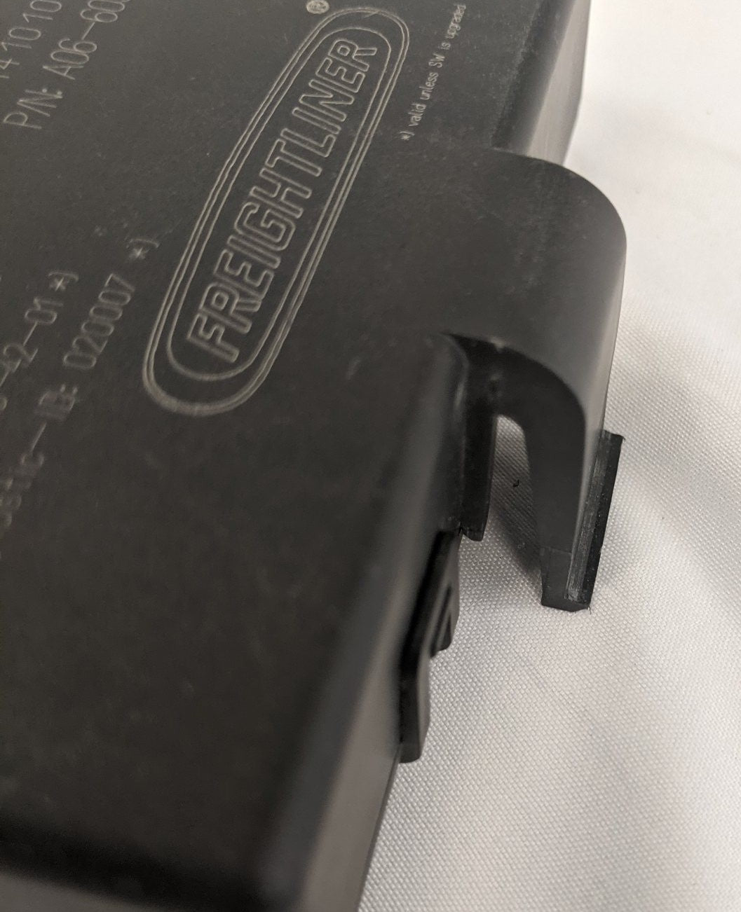 Used Freightliner Central Gateway Multiplexing Control Module -P/N A06-60974-007