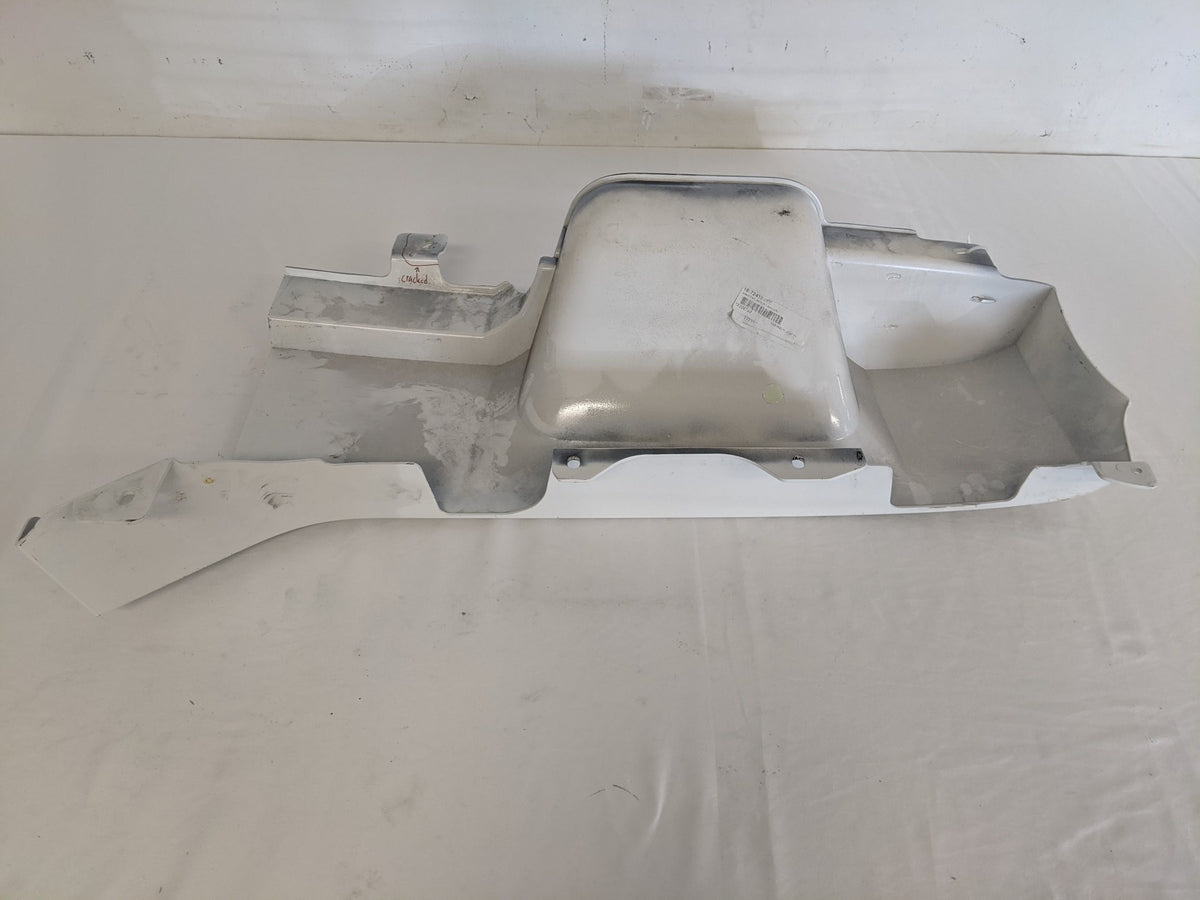 Damaged Western Star 47X SBA RH Side Cowl Panel - P/N 18-72418-005