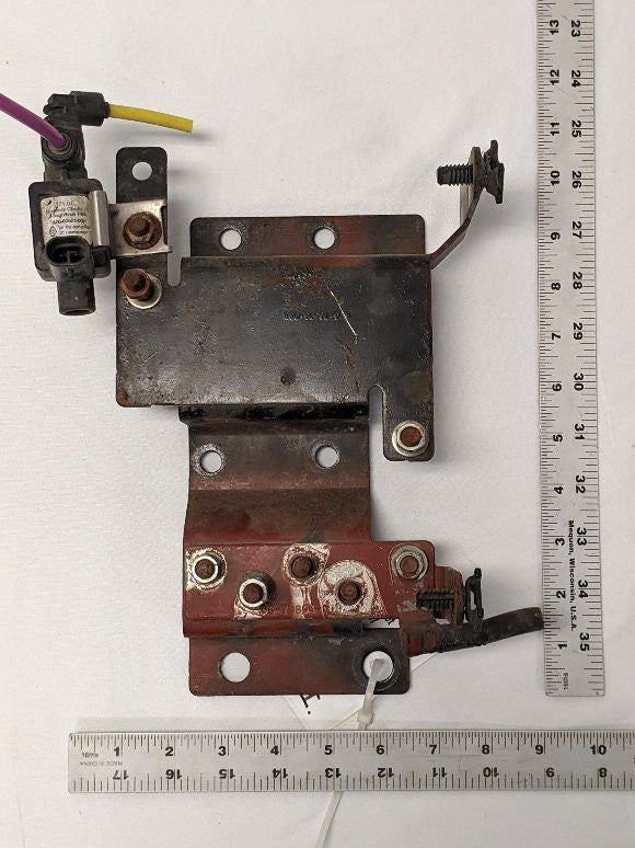 Used Freightliner Powernet Distribution Bracket w/ Solenoid - P/N A06-76095-000