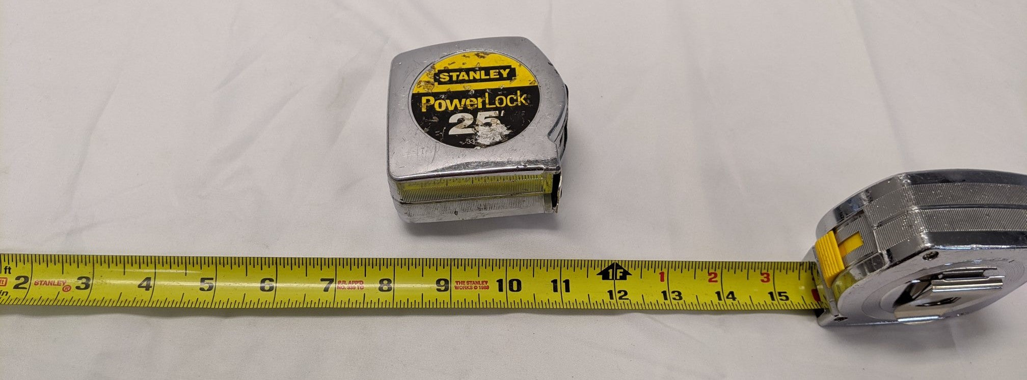 Stanley PowerLock Tape Measure 35 FT Lot of 2 - 1" Blade Belt Clip 33-425