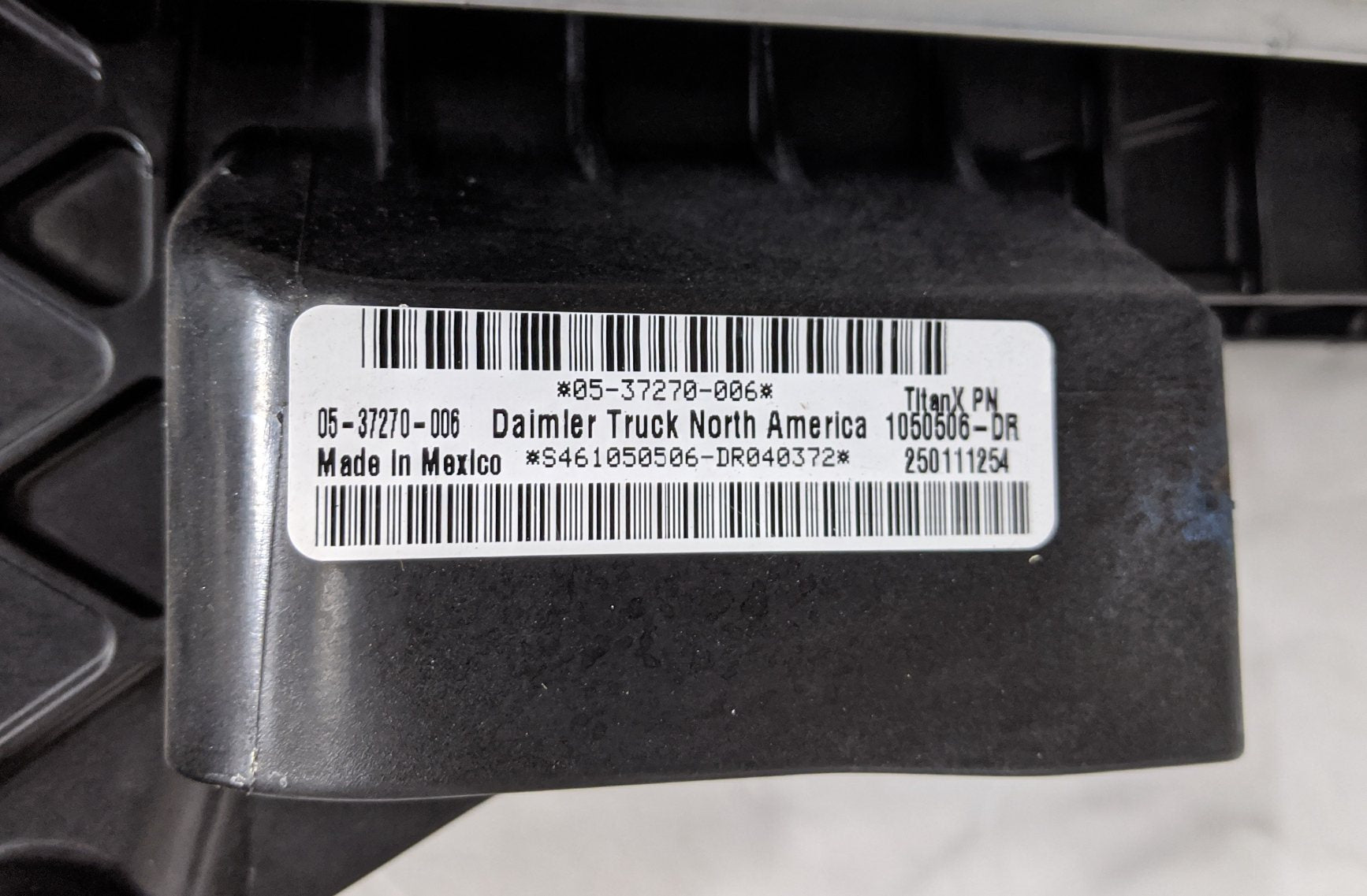 Freightliner M2 Radiator - TXE 1004016 & CAC - TXE 1030482 - P/N 05-37270-006 (8085612233020)