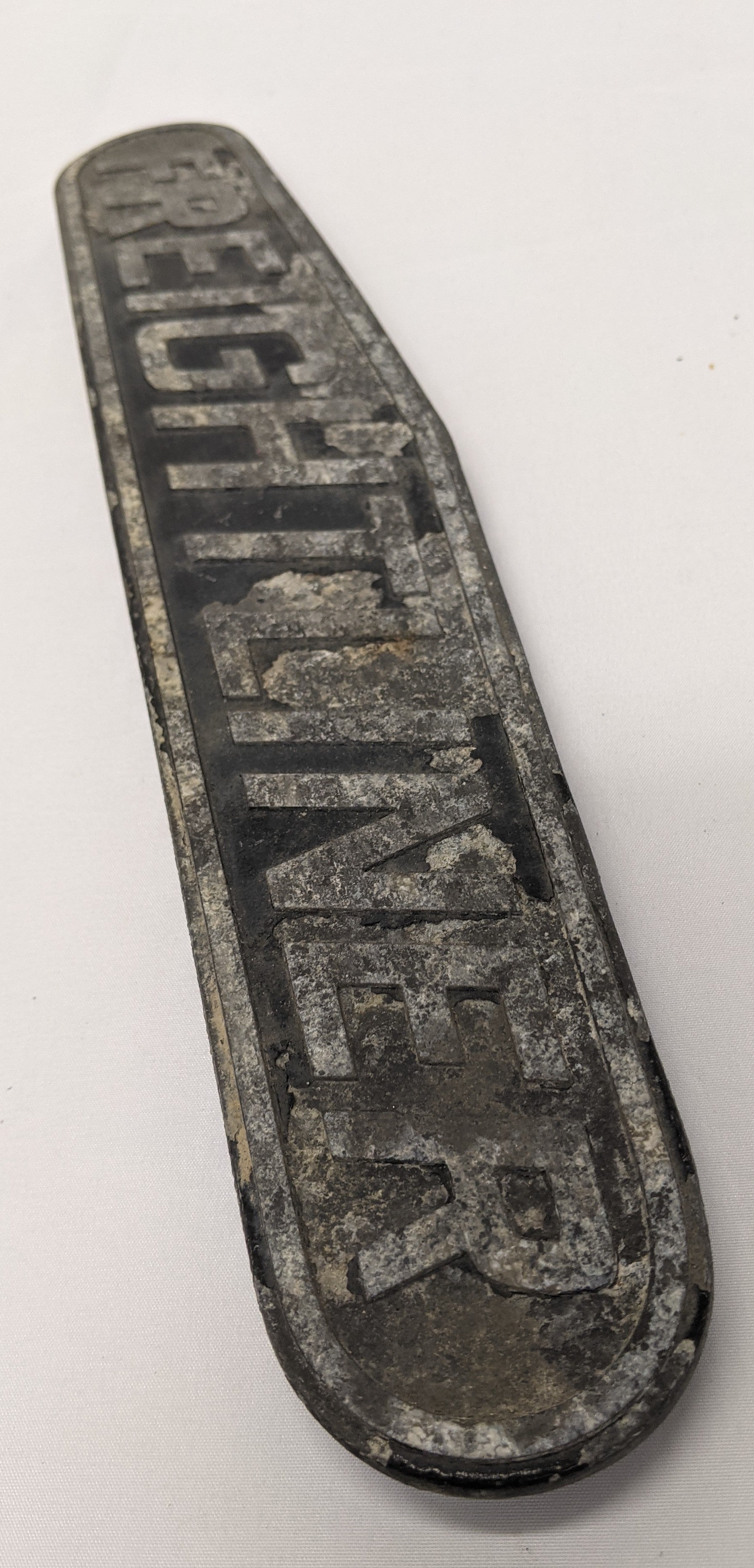 *Heavy Wear* Freightliner Truck Nameplate Emblem  - P/N 22-39676-001 (10029507477820)