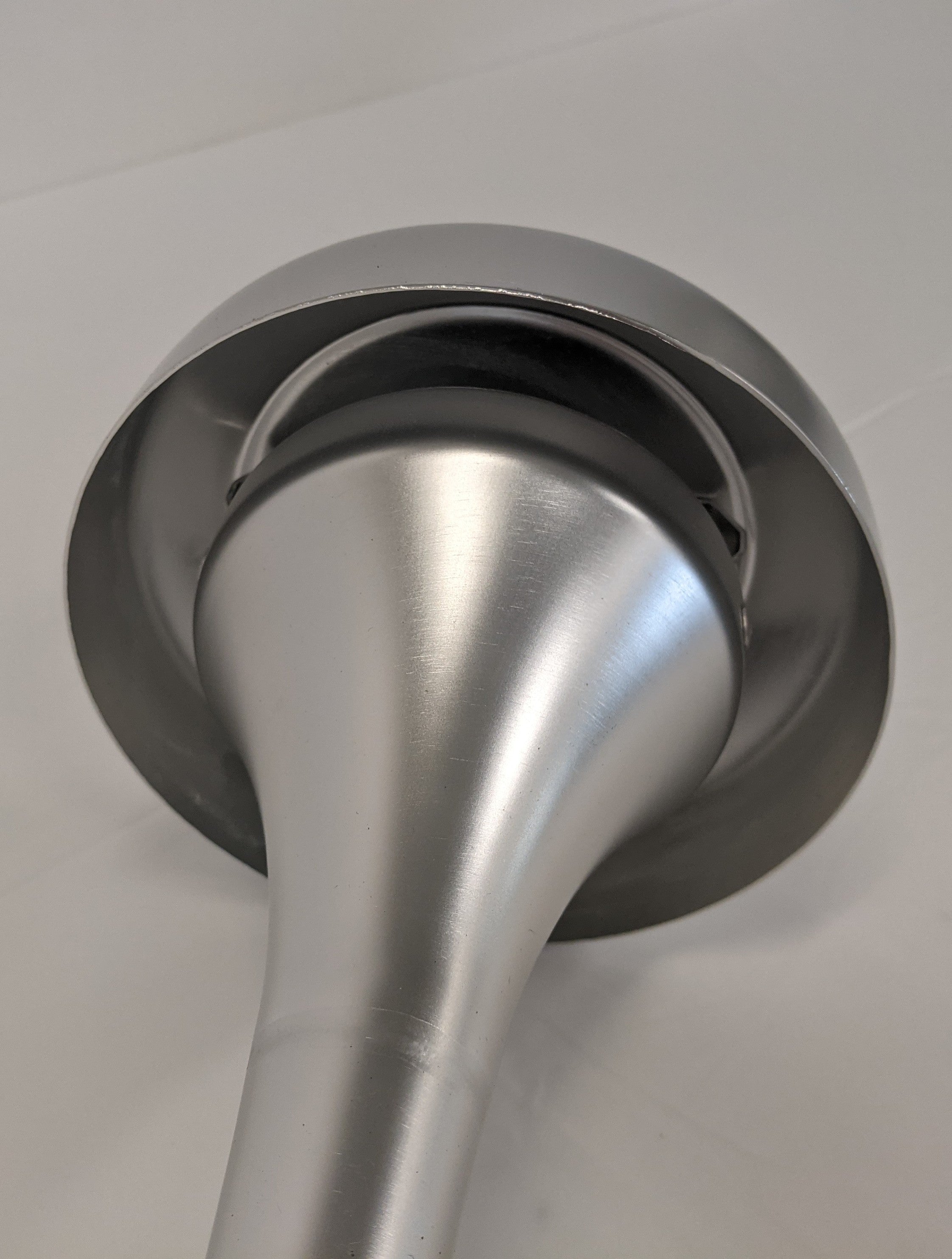 New Freightliner 24" Bright Round Air Horn - P/N 22-58123-000 (10129826316604)