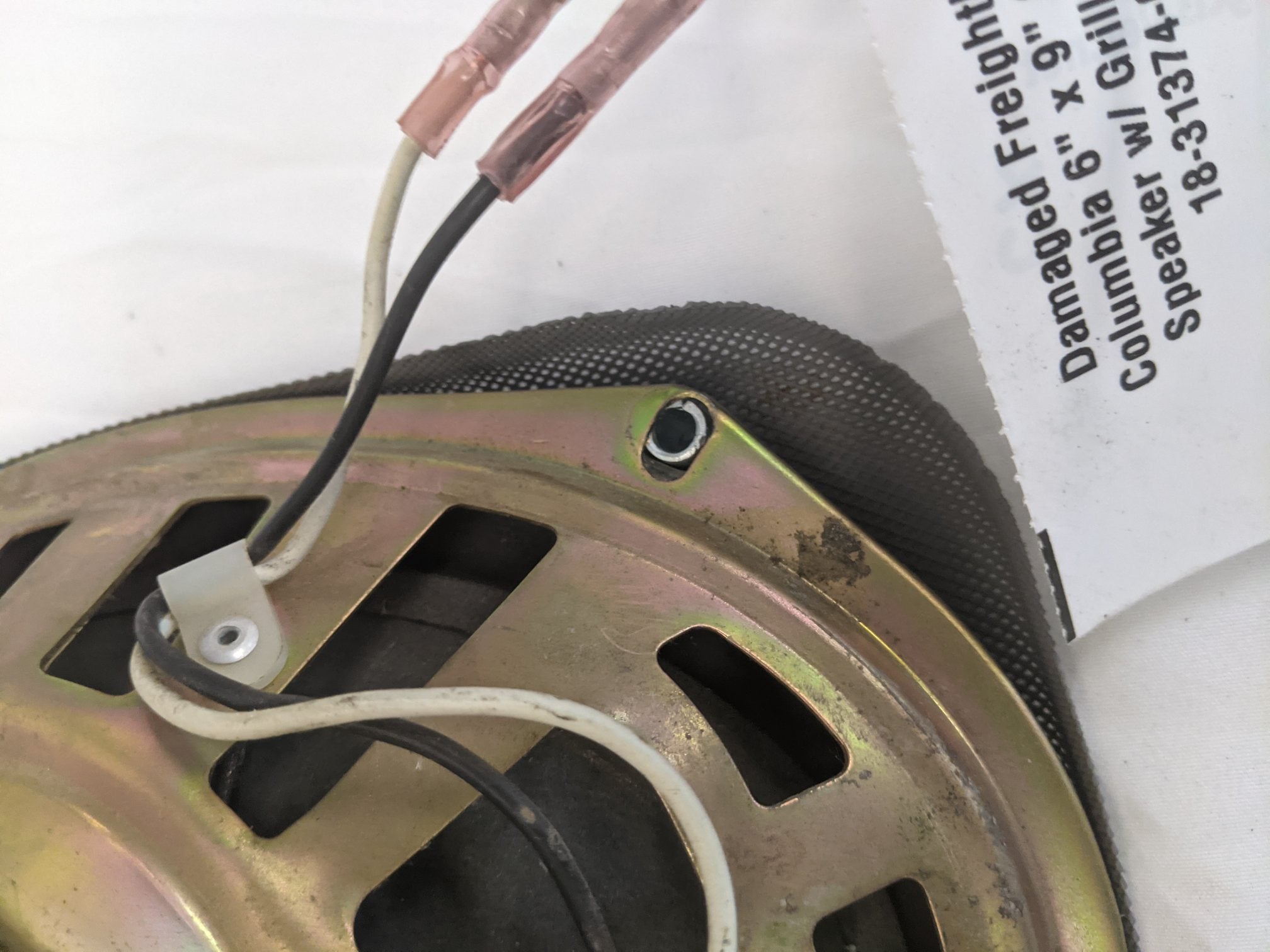 Damaged Freightliner Columbia 6" x 9" Coaxial Speaker w/ Grille -PN 18-31374-001