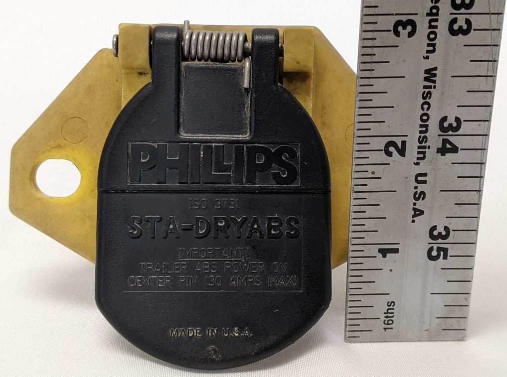Used Phillips STA-DRY 7-Way ISO Ring Termination Socket -P/N 16-822