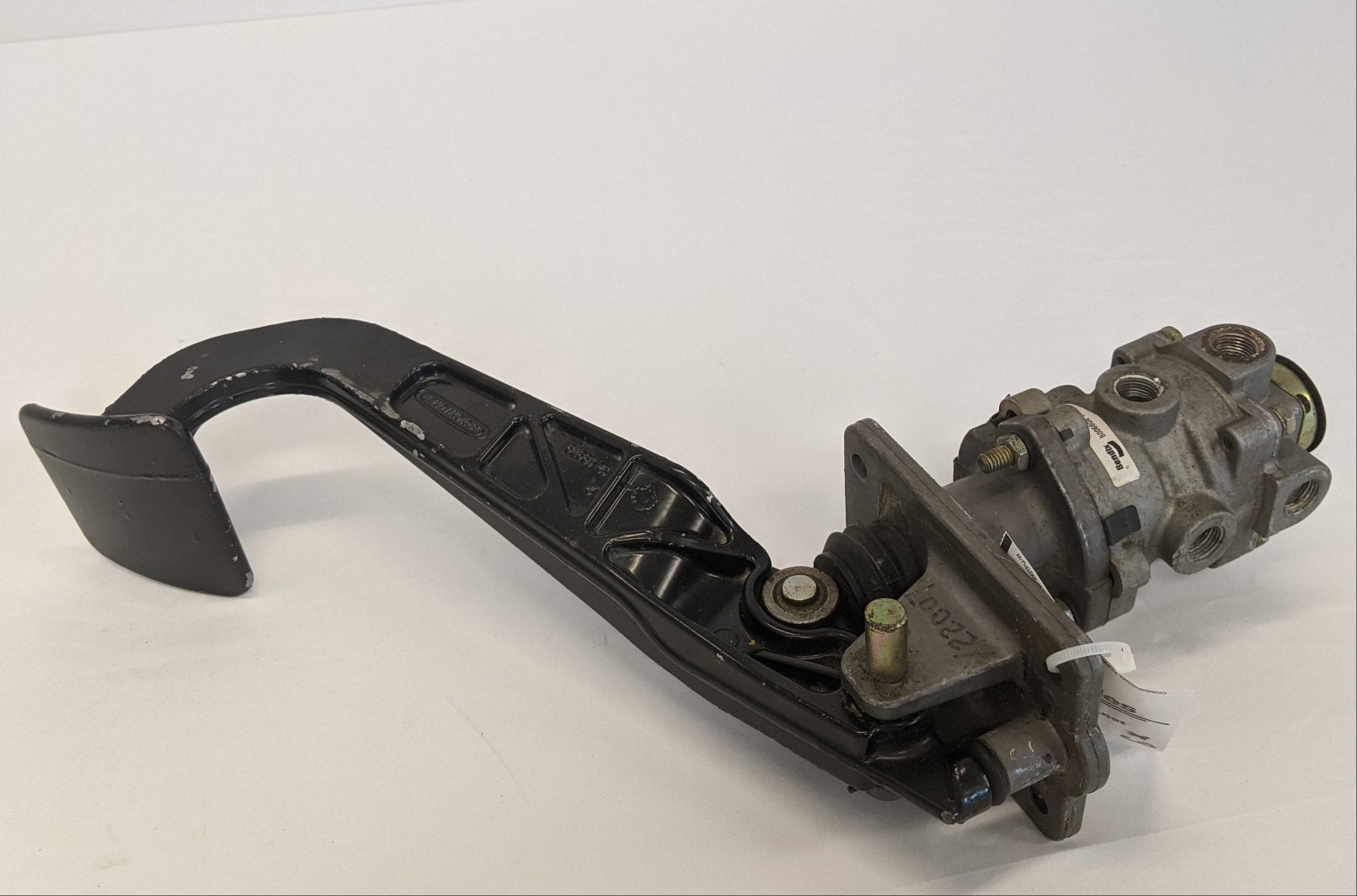 Used Bendix Foot Valve Brake Pedal Assembly w/o Pad - P/N A12-20563-001 (10114336915772)