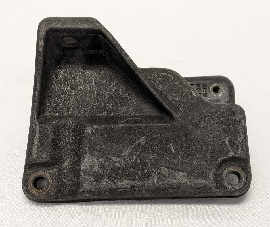 Used Freightliner Cascadia LH Upper Fairing Mounting Bracket - P/N 22-62615-010