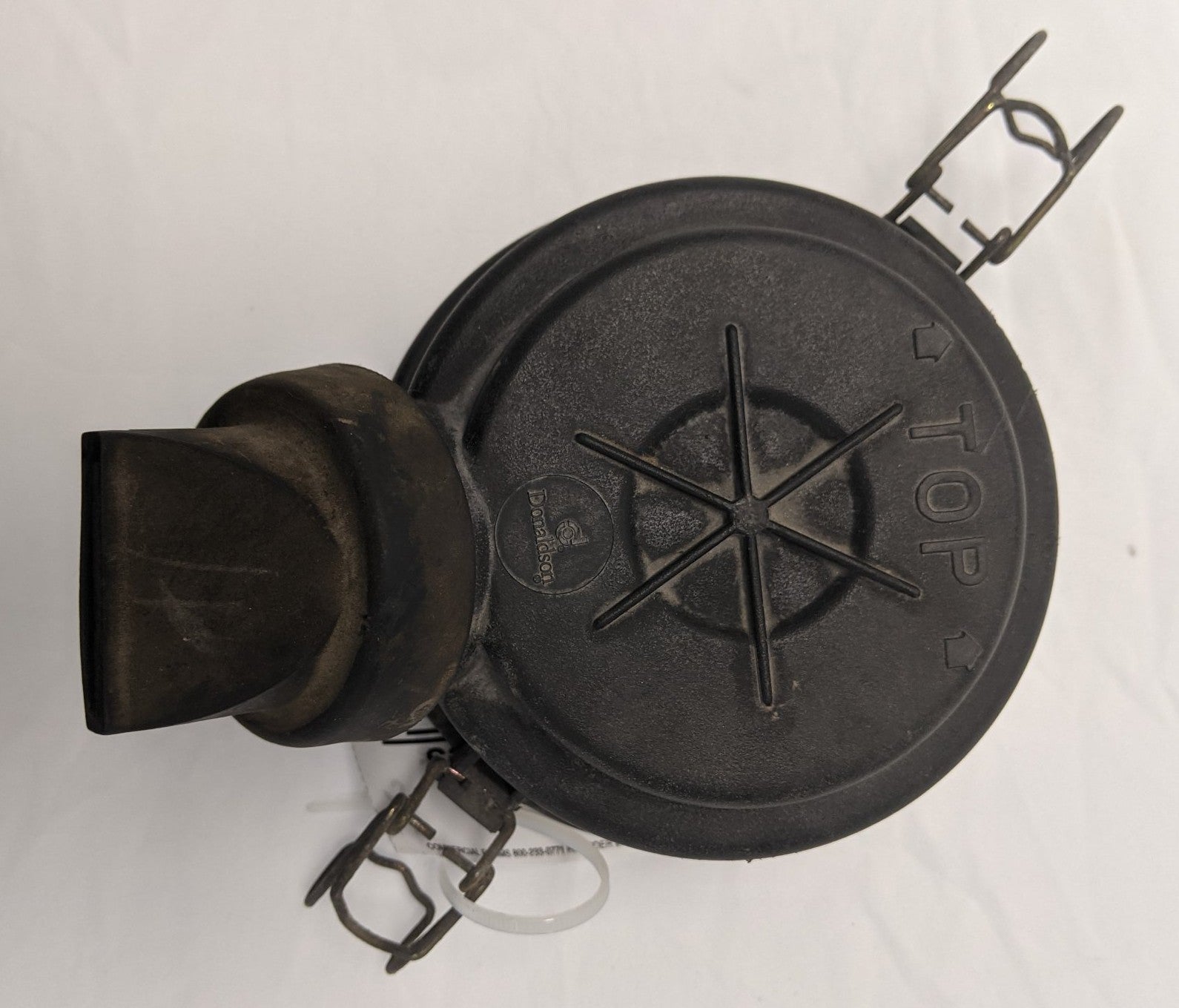 Used Donaldson Air Cleaner Cap - P/N P532808