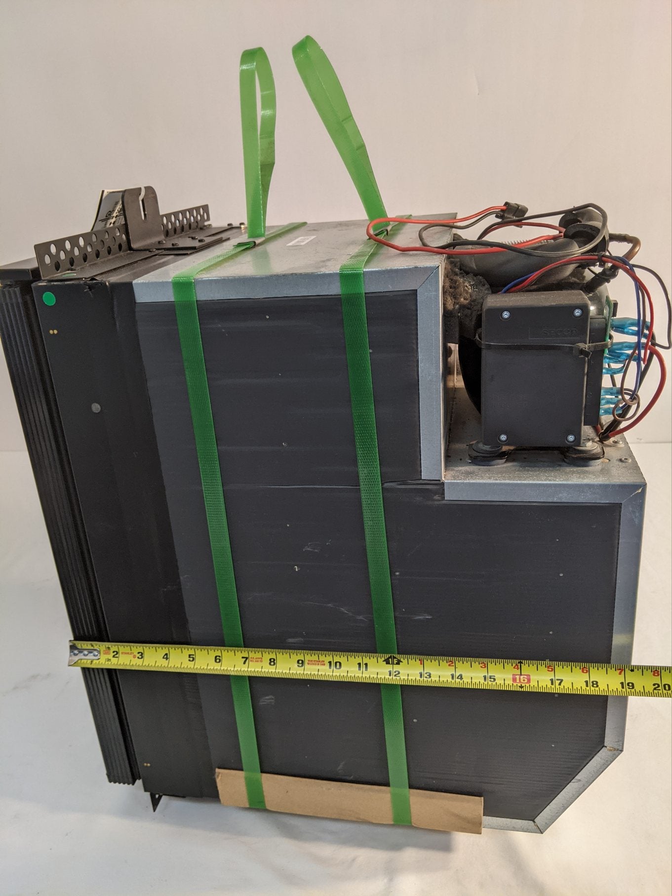 Used Freightliner Cascadia P3 49L Refrigerator Assembly - P/N A22-74775-000 (10090950000956)