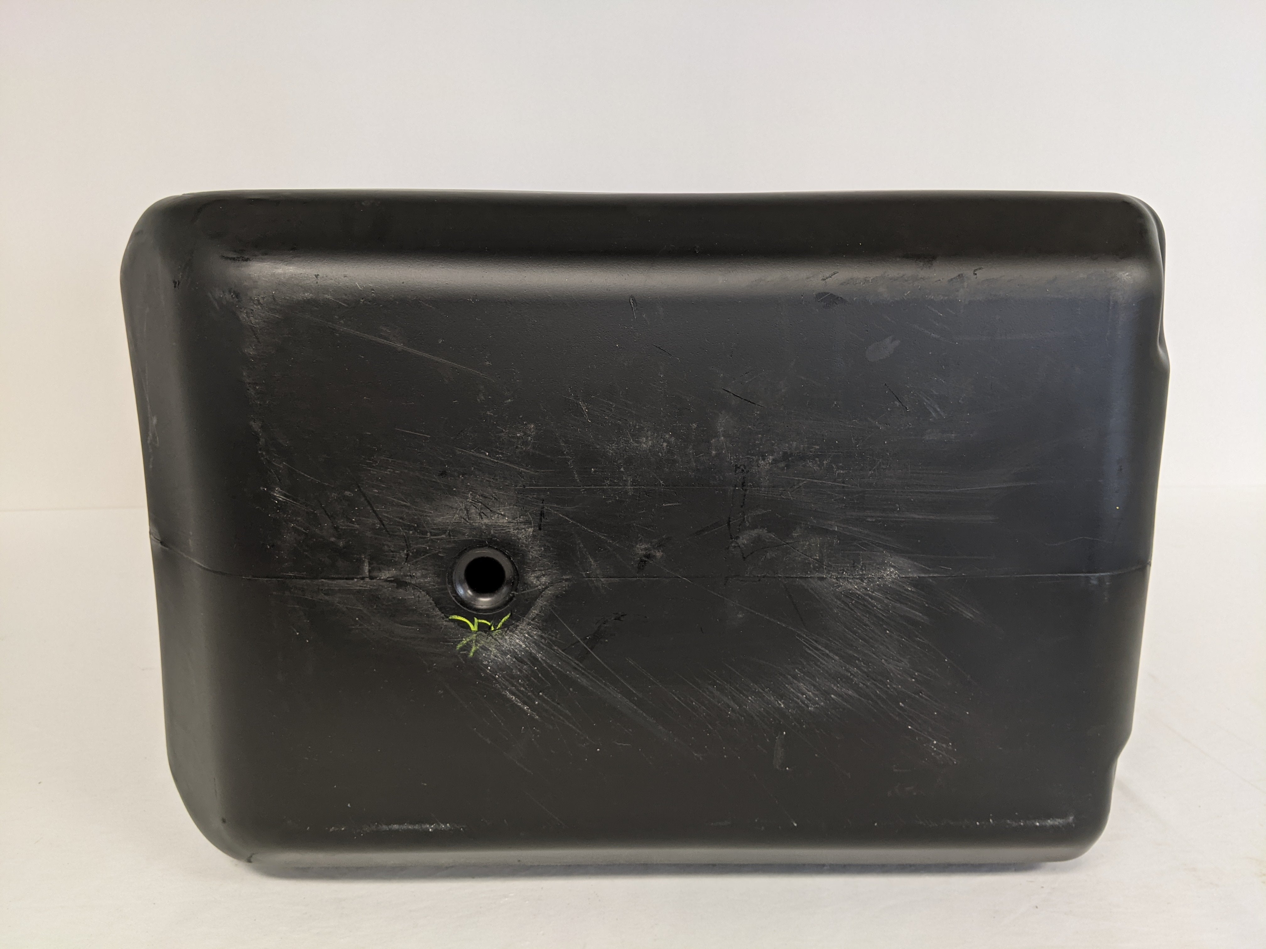 Freightliner 23 Gallon RH Straight Fill DEF Tank - P/N A04-35191-012 (9971766133052)