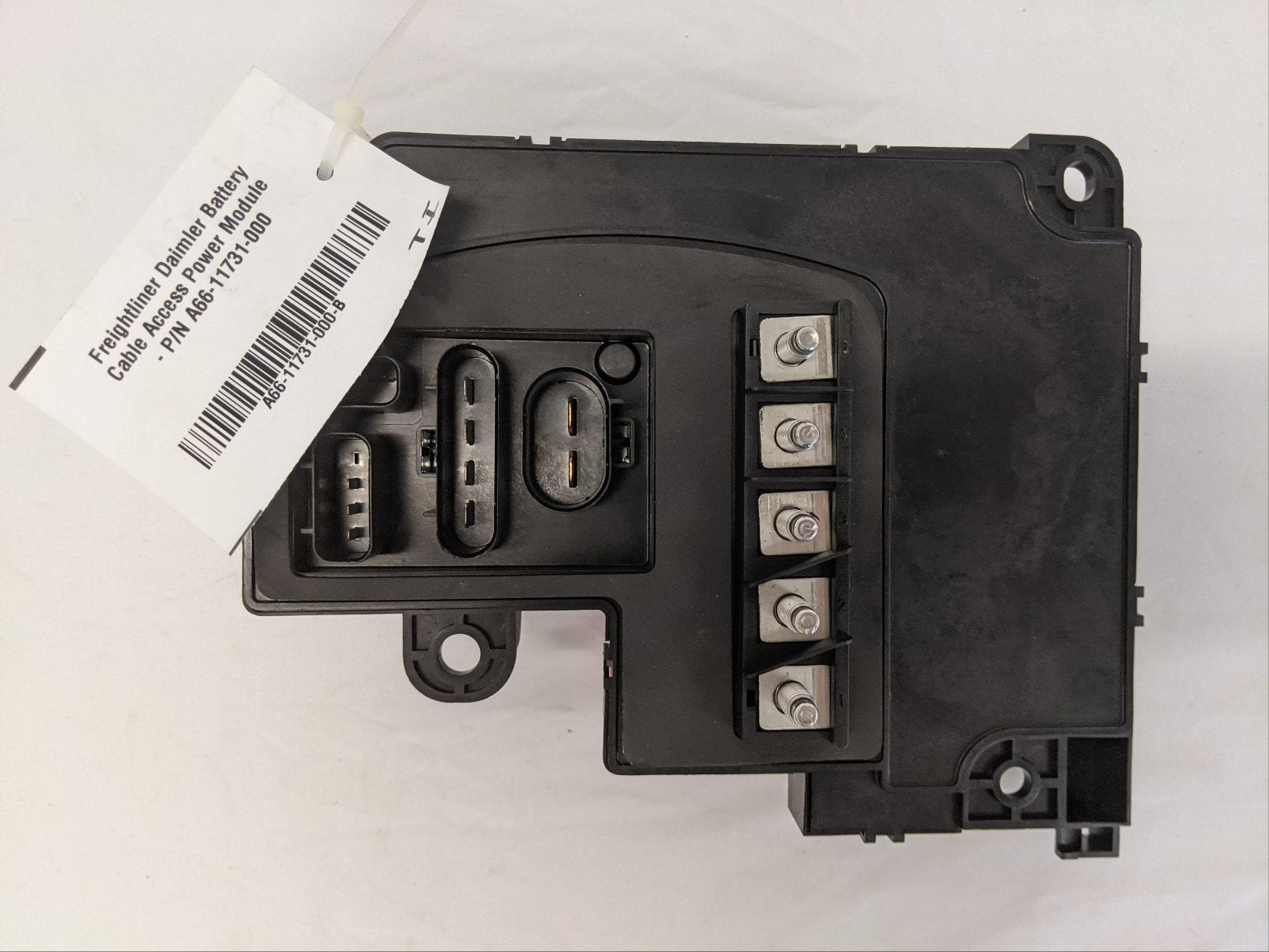 Freightliner Daimler Battery Cable Access Power Module - P/N A66-11731-000 (10171293303100)