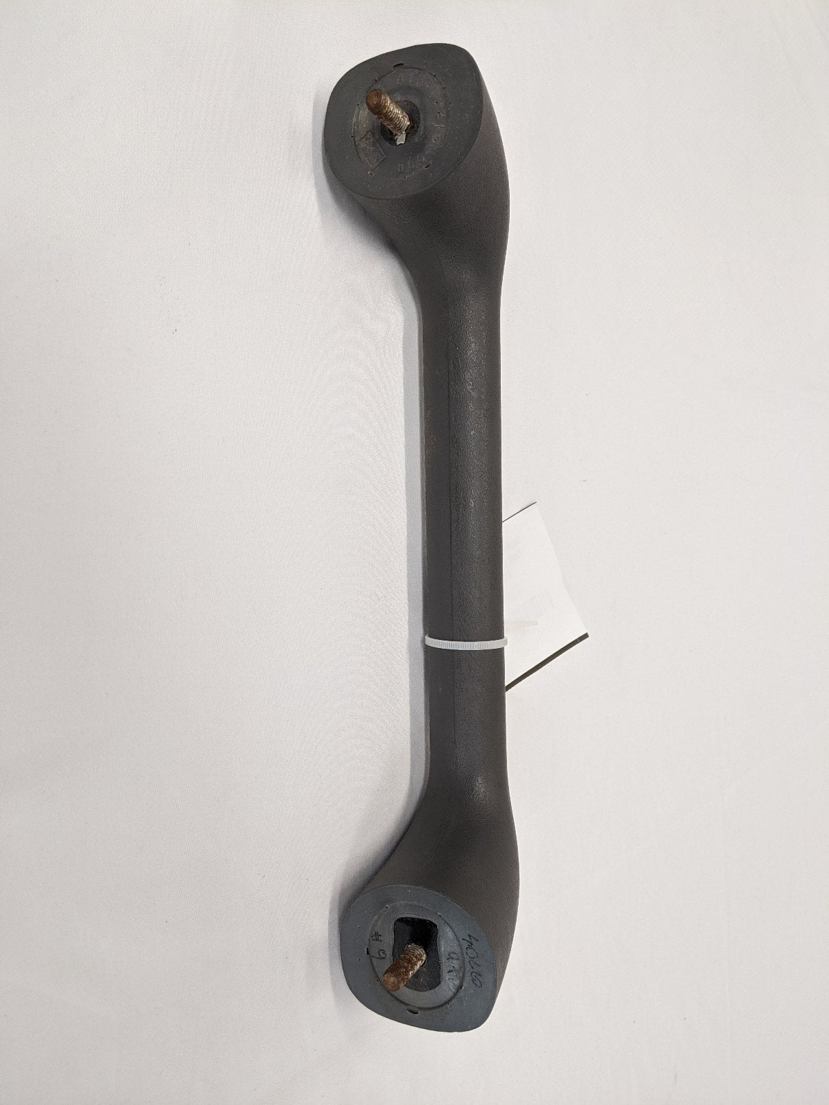 Used Freightliner Cabinet Door Grab Handle - P/N A18-32219-000