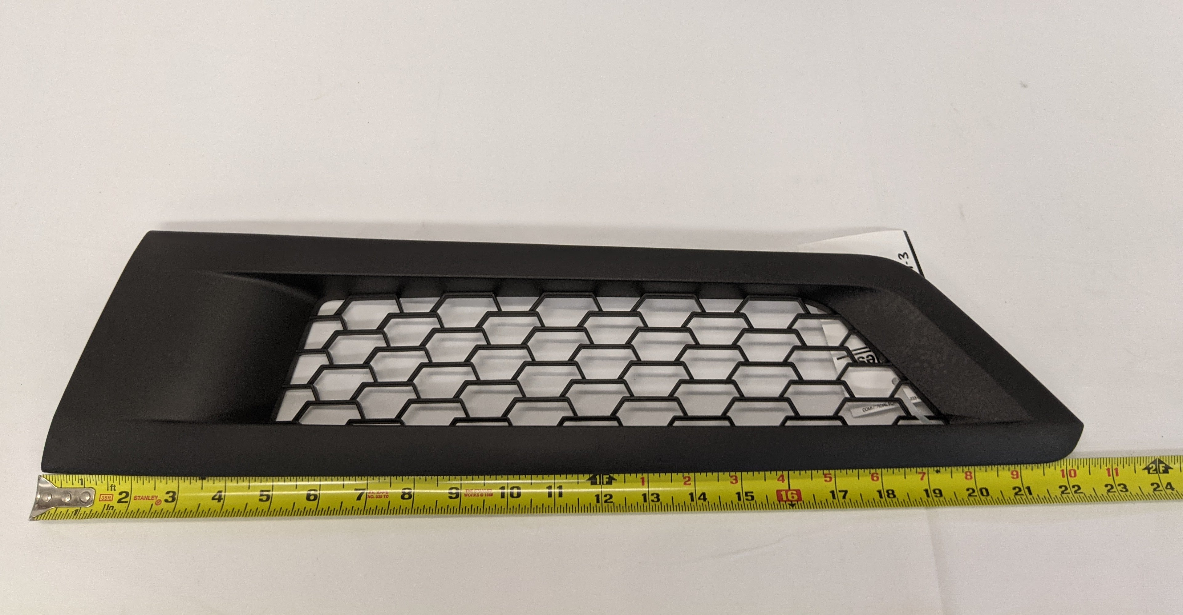 New Freightliner LH Hood Mounted Intake Grille - P/N  A17-21071-000 (10120808628540)