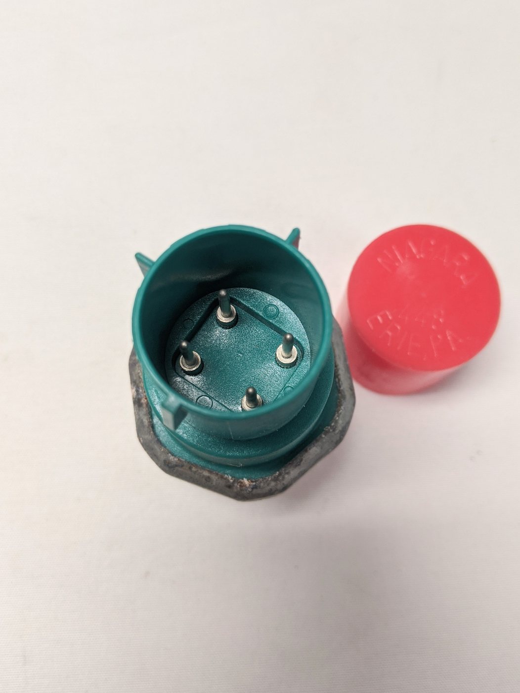 Used Freightliner High Pressure A/C On/Off Switch - PN 06-35209-000