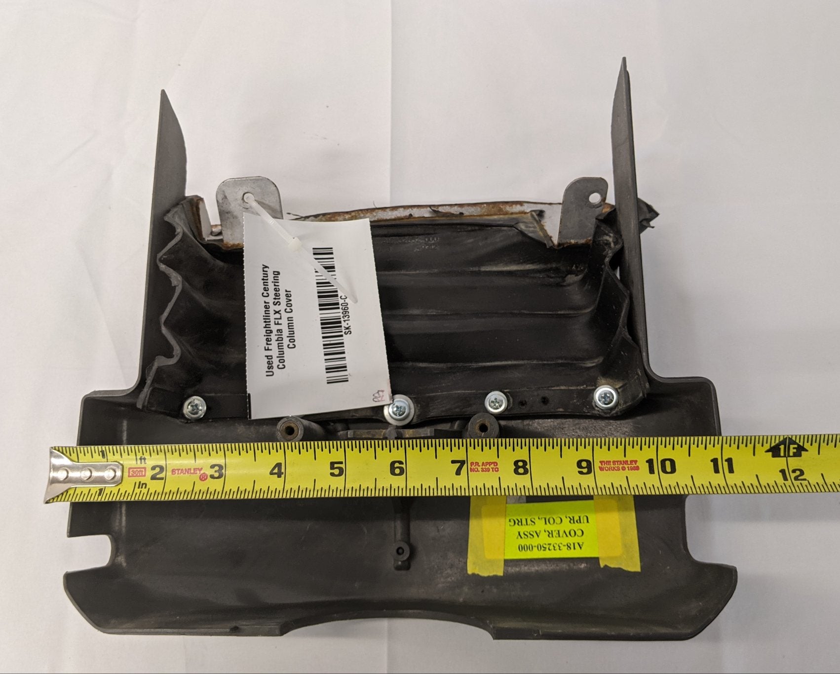 Used Freightliner Century Columbia FLX Steering Column Cover - P/N A18-33250-000 (10042807910716)