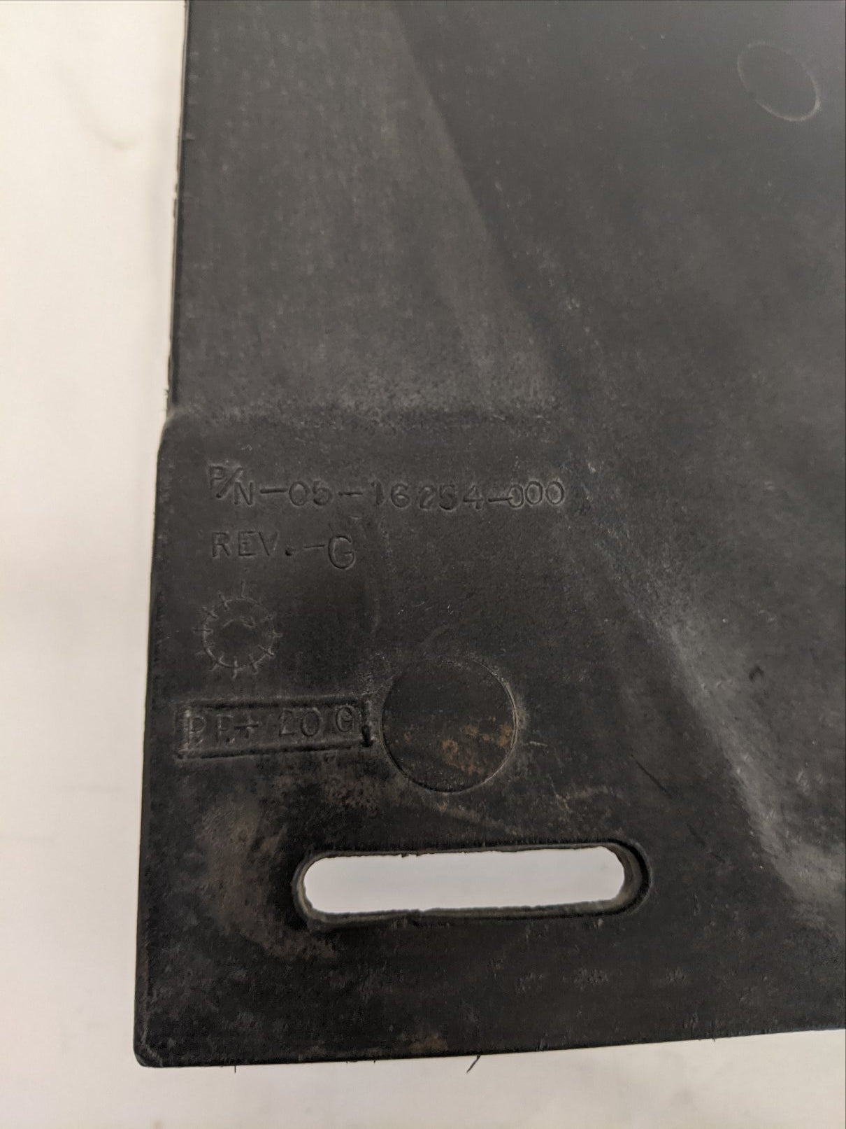 Used Freightliner Black Radiator Fan Shroud Assembly - P/N 05-16254-000