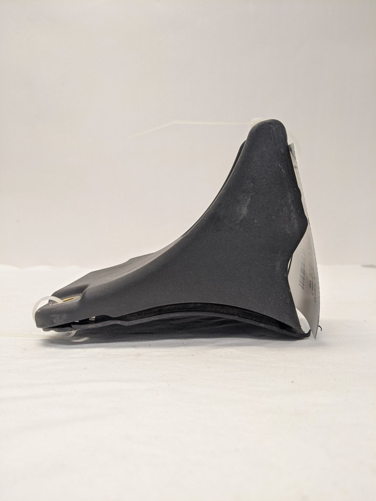 Used Freightliner Sleeper LH Lower Side Extender Brace w/ Seal -P/N 22-60787-010