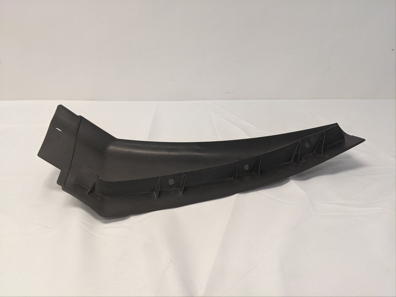 Freightliner LH Air Dam Outer Bumper Cover -P/N 21-28988-002