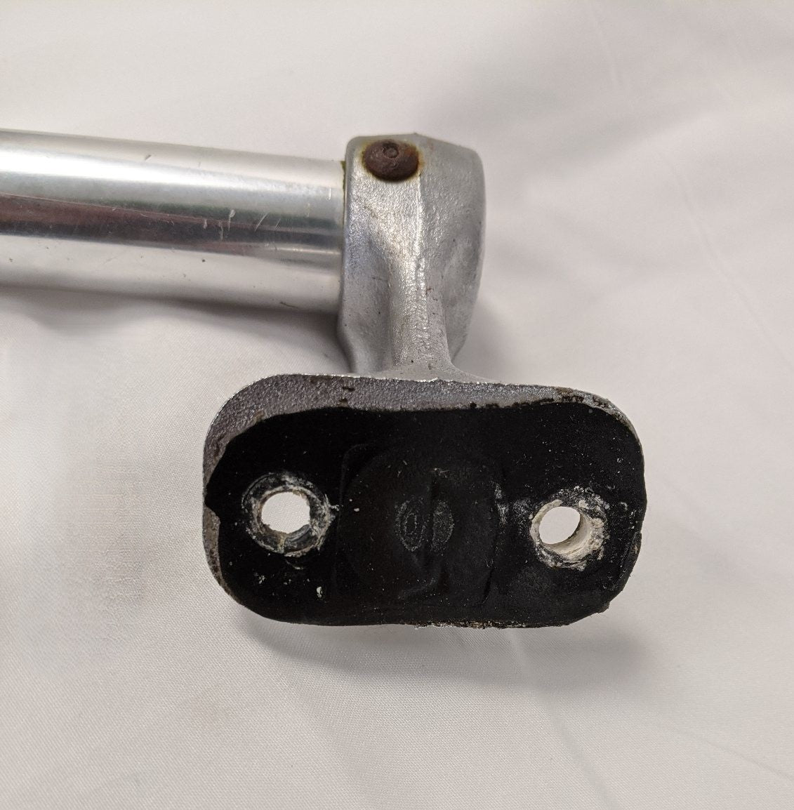Used Freightliner FLD 22 Inch Grab Handle